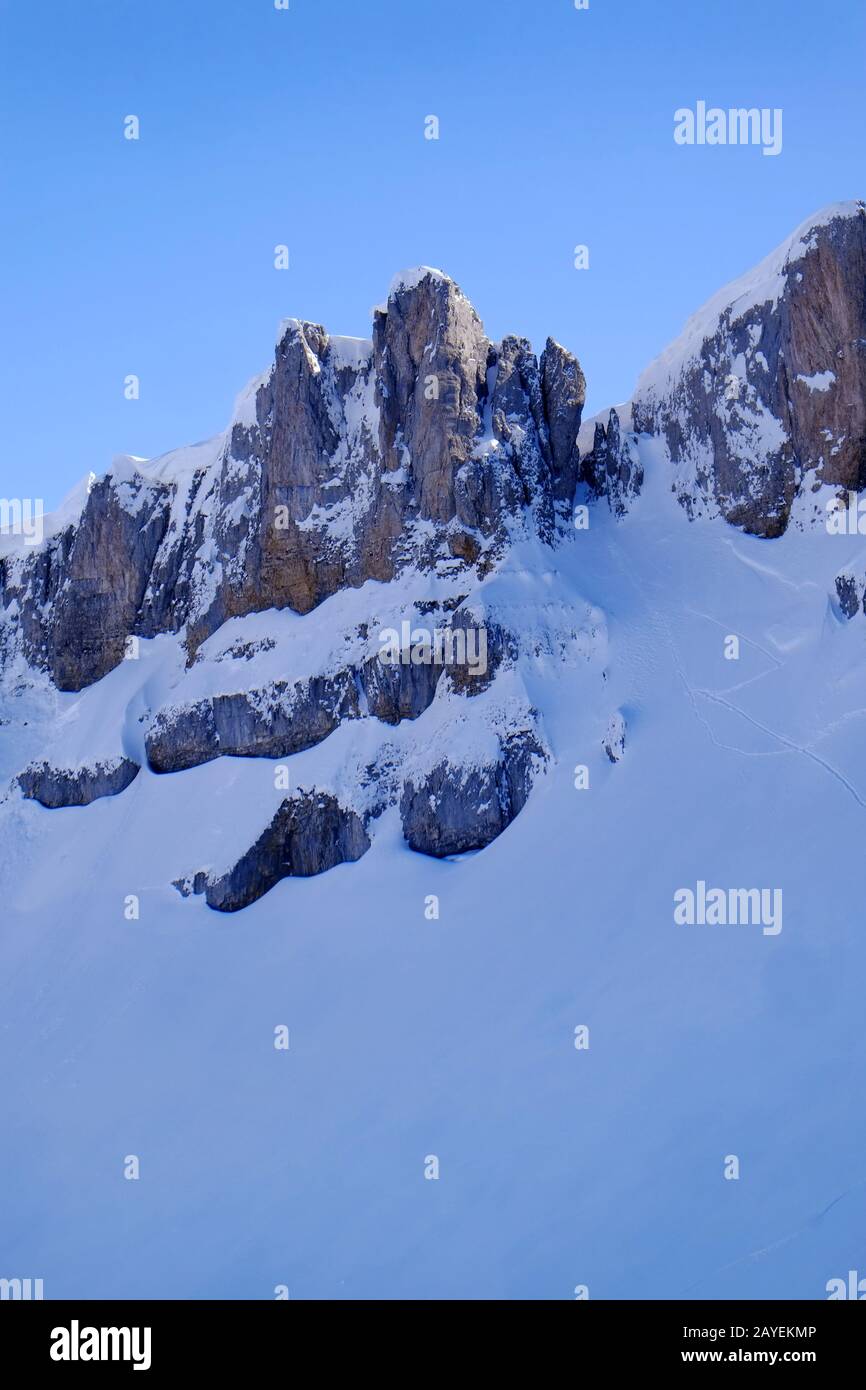 Hoher IFEN : pics de montagne enneigés Banque D'Images