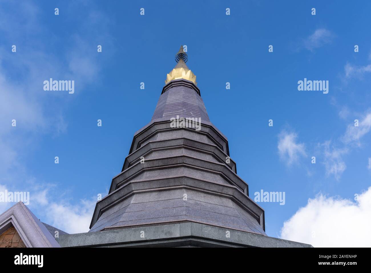 Haut de la tour de pagode Chiang Mai dans le nord de la Thaïlande Banque D'Images