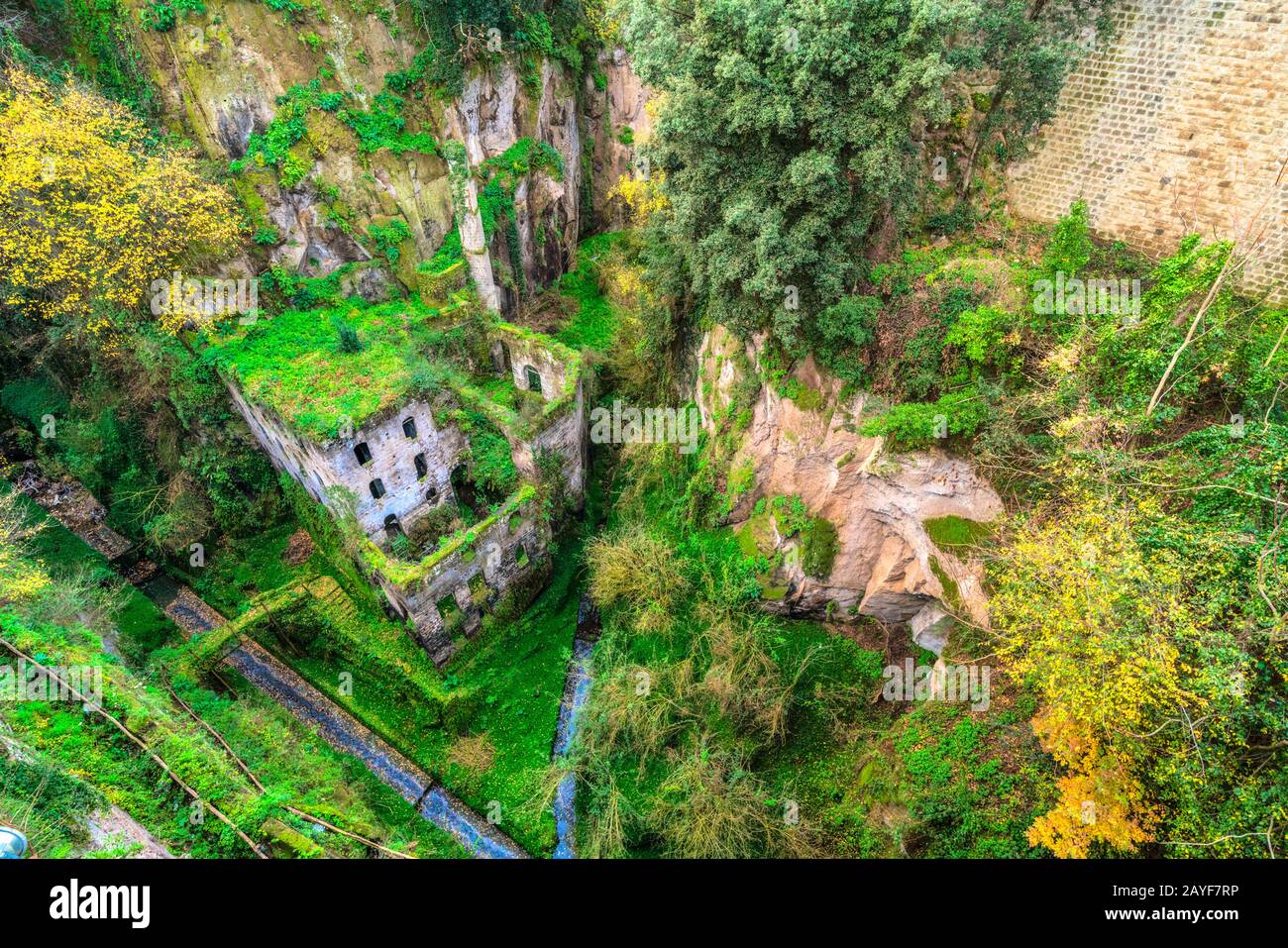 Ancien moulin à eau de Valle dei Mulini, Sorrente, Italie Banque D'Images