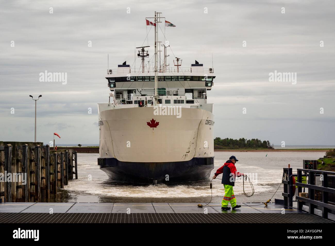 La Confédération MV assure un service saisonnier de traversier par roulement/déploiement entre Caribou, Nouvelle-Écosse, et Wood Islands, Île-du-Prince-Édouard, Canada. Banque D'Images