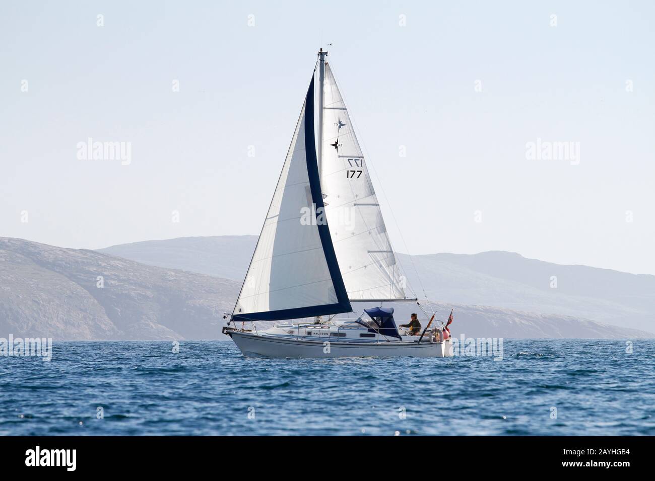 À L'Ouest, Konsort Yacht À Voile 'Kalessin', Mingulay, Western Isles, Ecosse Banque D'Images