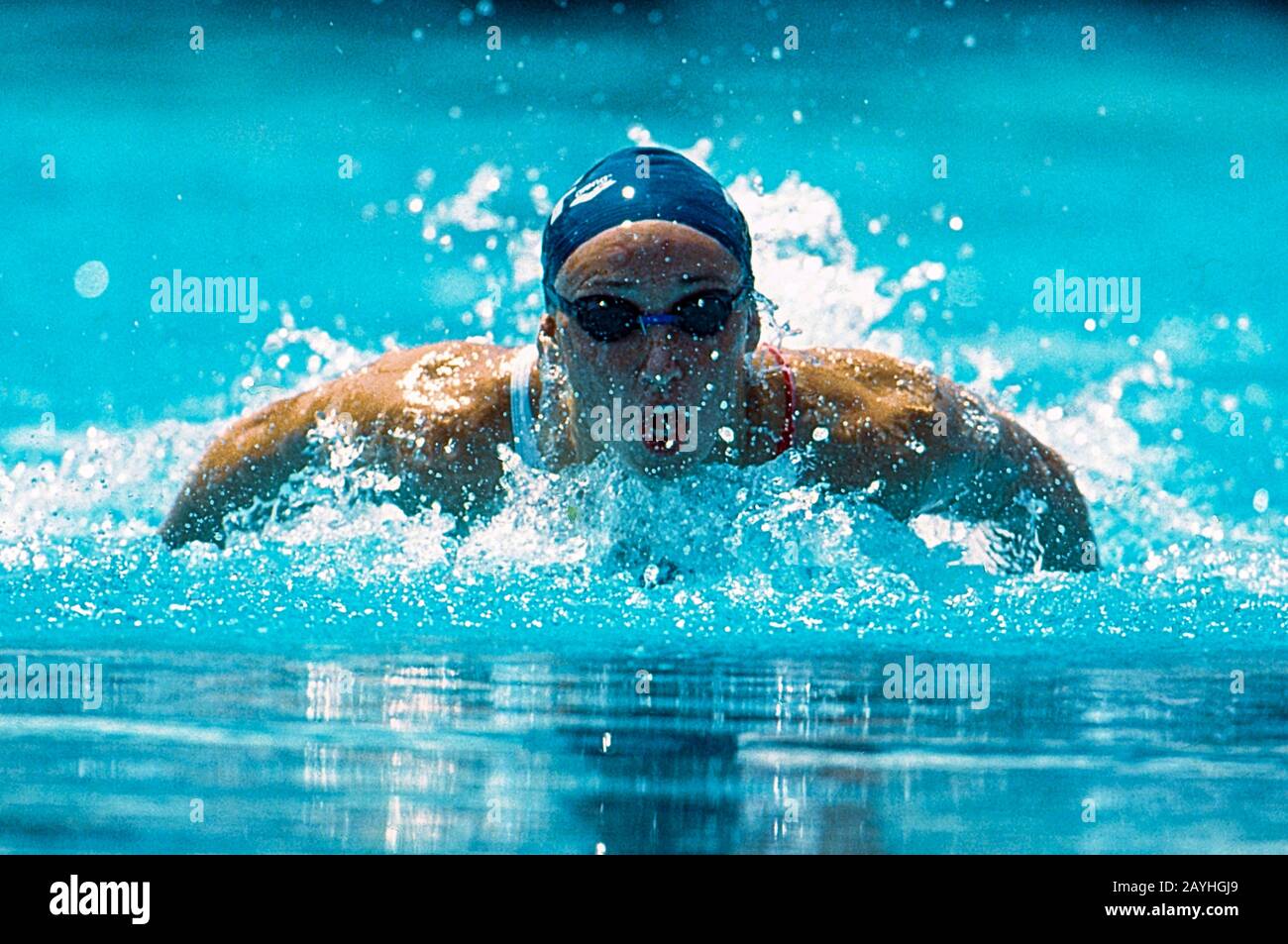 Amy Van Dyken (États-Unis) en compétition aux Championnats nationaux de natation de 1995 Banque D'Images