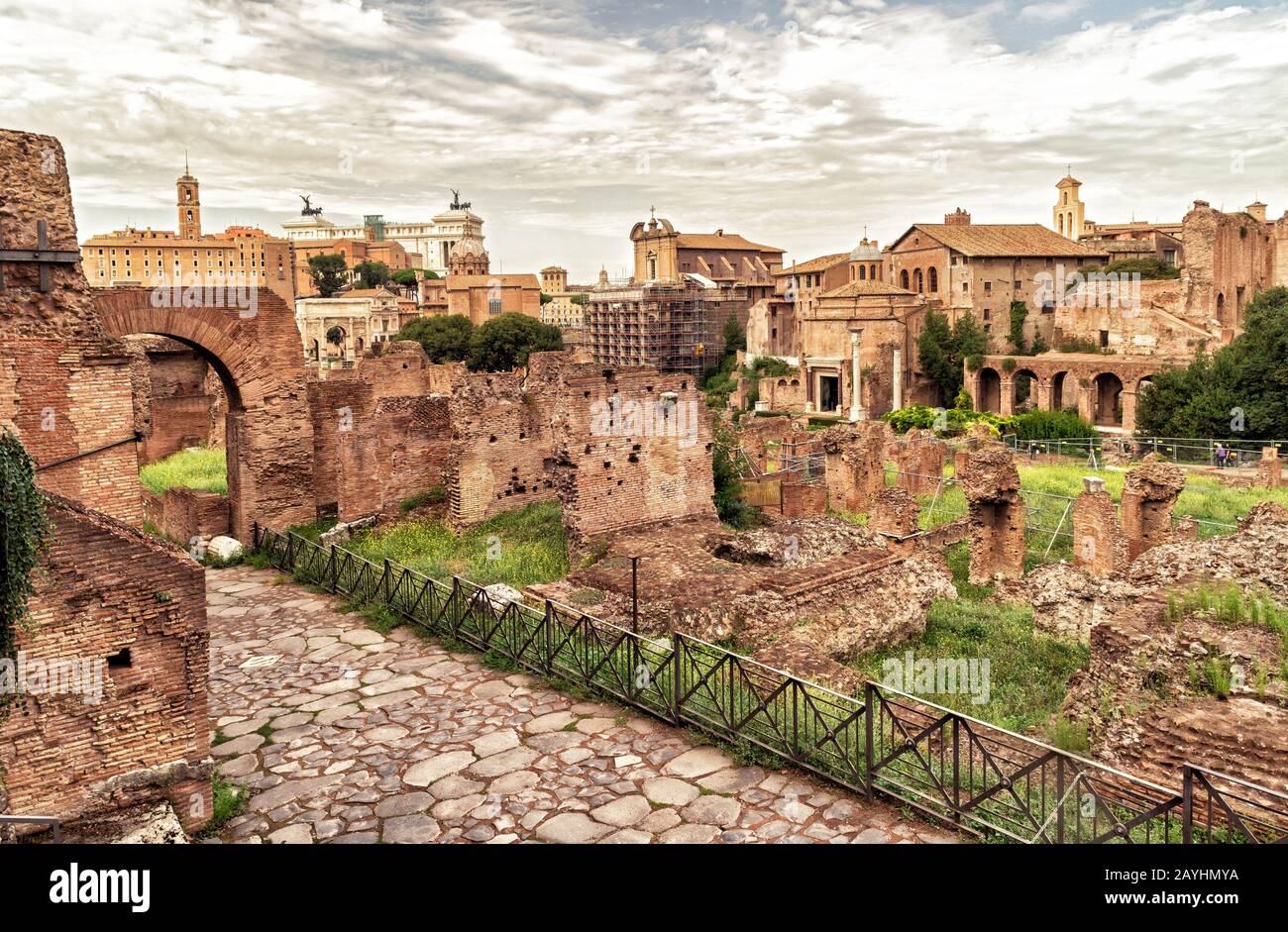 Les ruines du Forum romain de Rome, Italie Banque D'Images