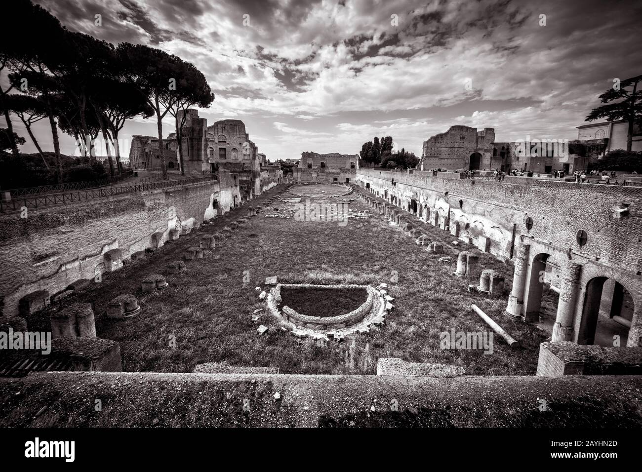 Ruines de l'ancien stade de Domitian sur le mont Palatin près du Forum romain de Rome, Italie Banque D'Images