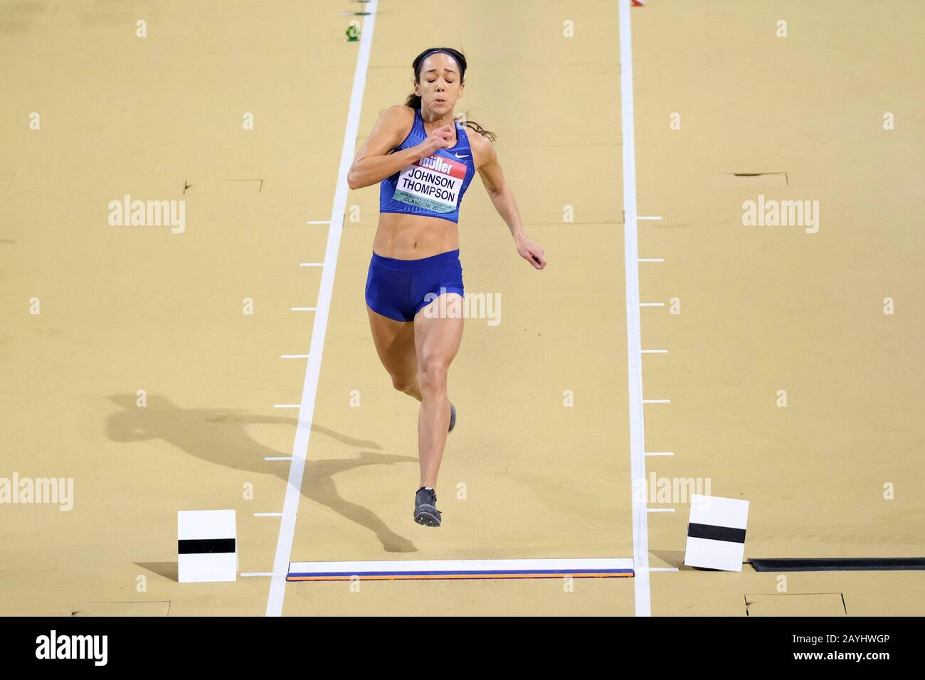 Glasgow, Royaume-Uni. 15 février 2020. Glasgow, ÉCOSSE, 15 FÉVRIER : Katarina Johnson-Thompson est arrivée 4ème dans le long saut des femmes pendant le Grand Prix intérieur Müller à l'Emirates Arena de Glasgow, en Écosse. (Photo d'Alex Todd/SPP) crédit: SPP Sport Press photo. /Alay Live News Banque D'Images