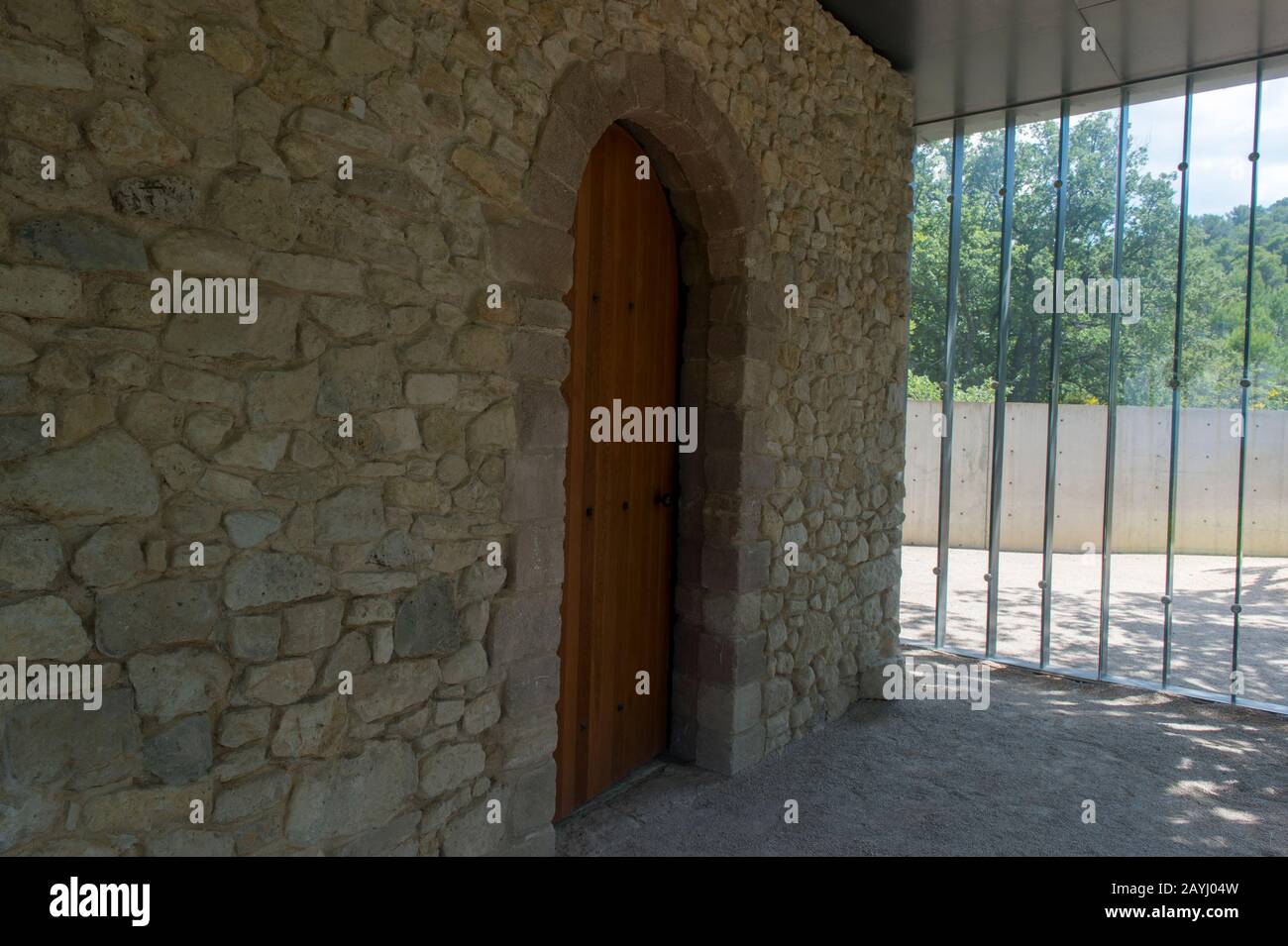 La CHAPELLE de Tadao Ando au Château la Coste près d'Aix-en-Provence en Provence, France. Banque D'Images