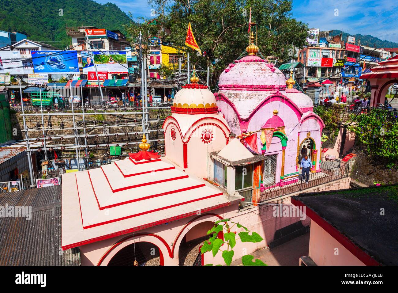 Mandi, INDE - 05 OCTOBRE 2019: Temple Siddh Kali dans la ville de Mandi, Etat de l'Himachal Pradesh en Inde Banque D'Images