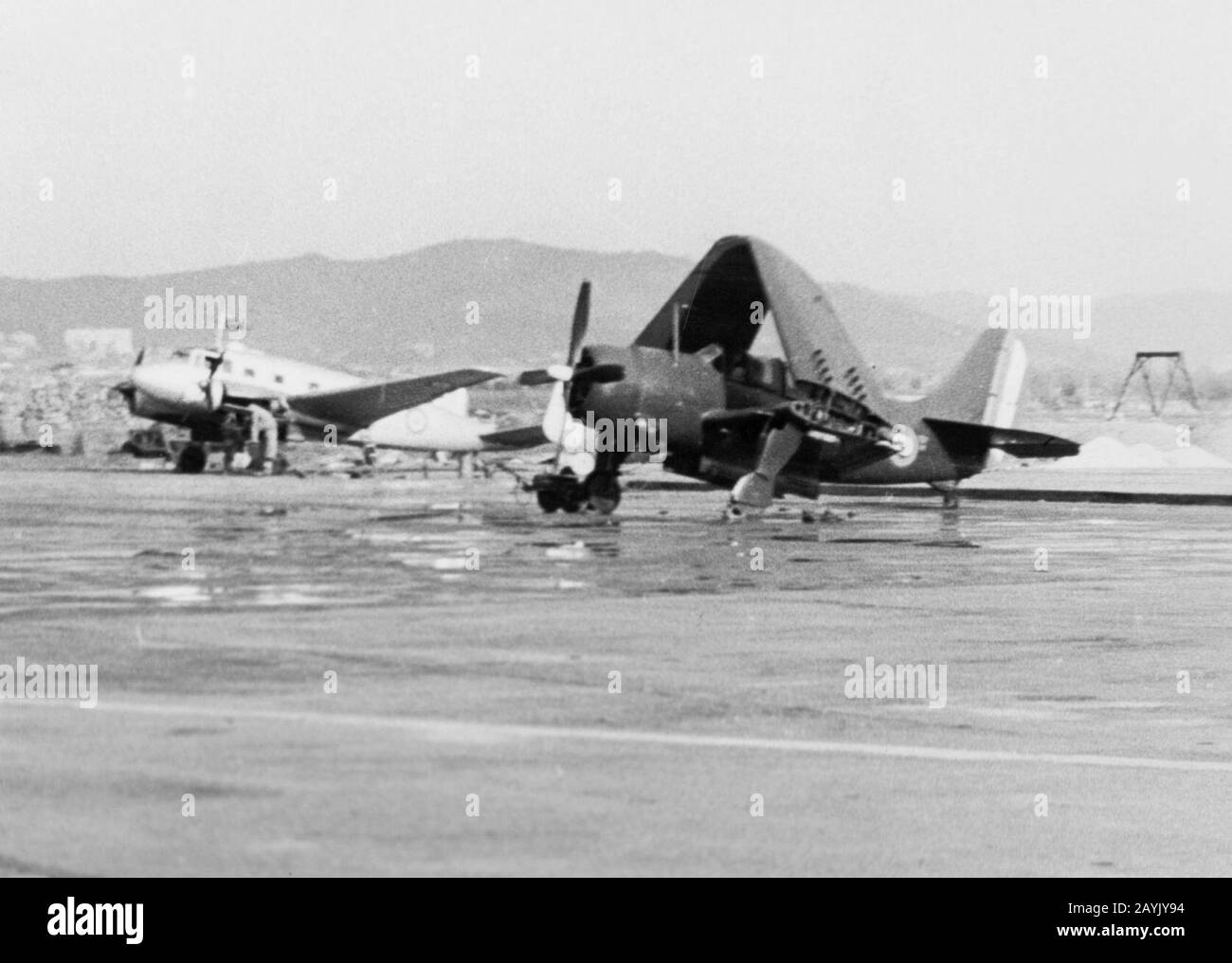 Curtiss français SB2C-5 stationné au début des années 1950. Banque D'Images