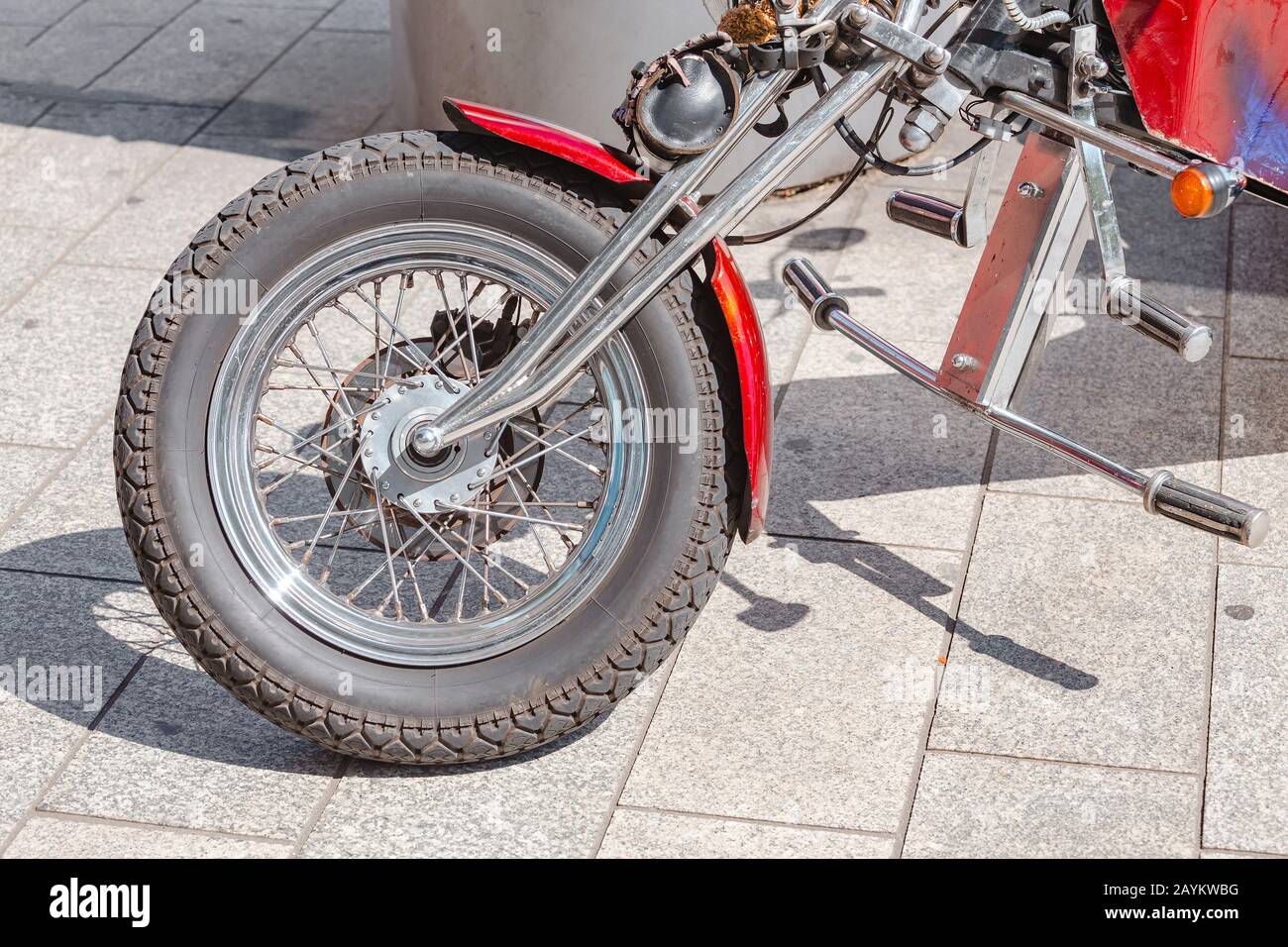 Leipzig, ALLEMAGNE - 21 MAI 2018 : vue rapprochée des roues des motocyclettes trike Banque D'Images