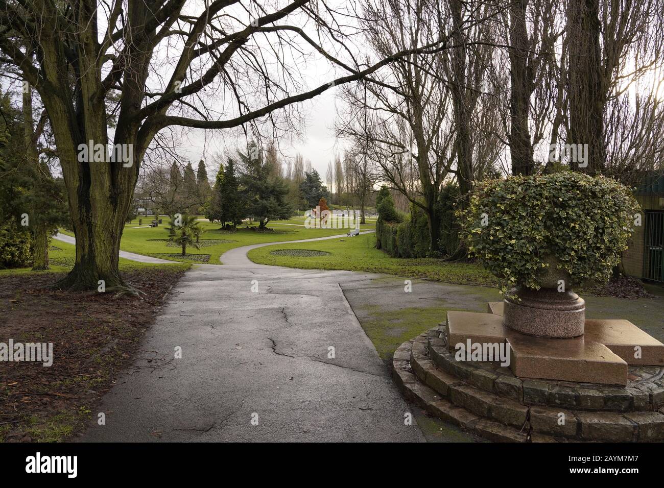 Parc cultivé Royaume-Uni en hiver humide Banque D'Images