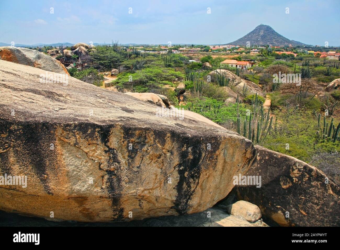 Vue paysage de rochers Casibari, Aruba, Antilles néerlandaises, des Caraïbes. Banque D'Images