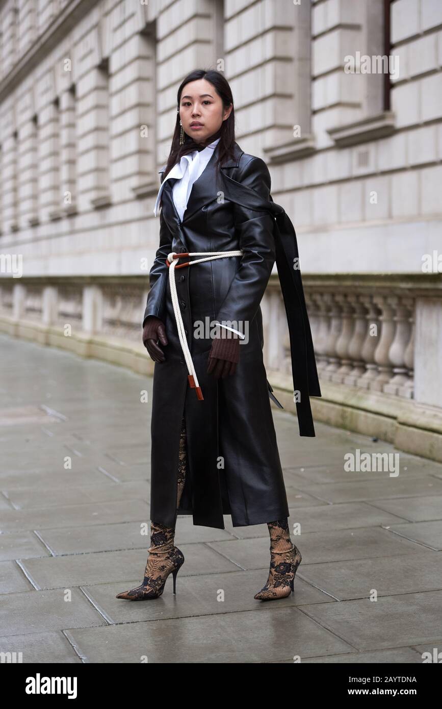 Client quittant le Roksanda Runway Show, London Fashion week, automne/hiver 2020 Banque D'Images