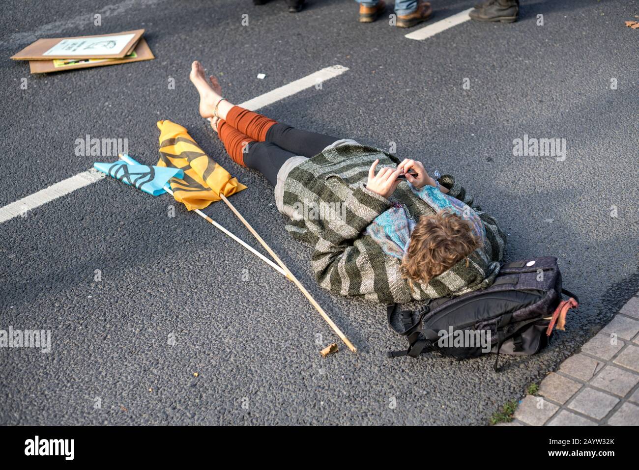 Protestation contre la rébellion d'extinction devant le parlement irlandais à Dublin, en Irlande. Banque D'Images