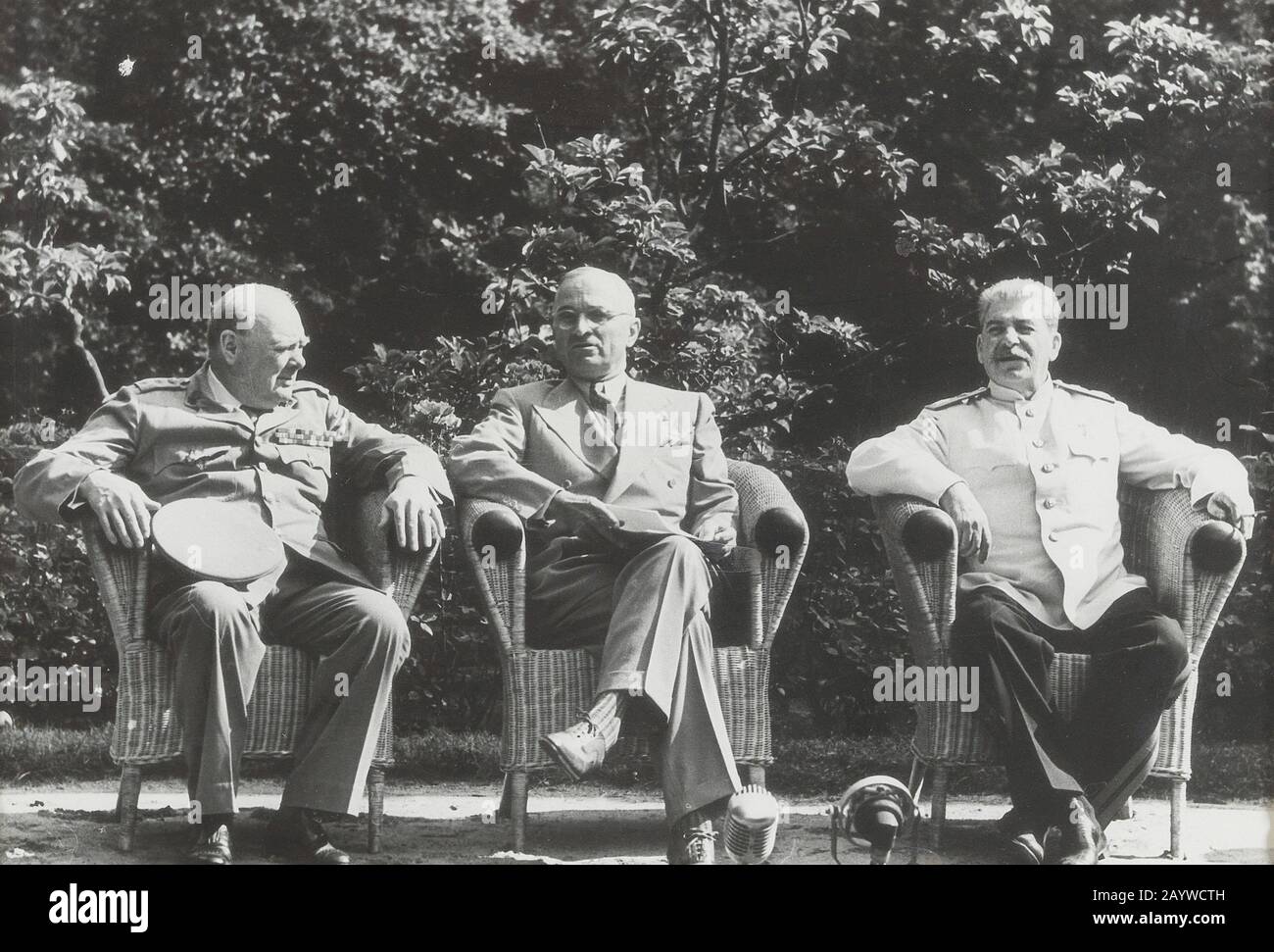 Winston Churchill, Harry Truman, Joseph Staline À La Conférence De Potsdam, Juillet 1945. Musée: COLLECTION privée. Auteur: Yevgeny Khaldei. Banque D'Images