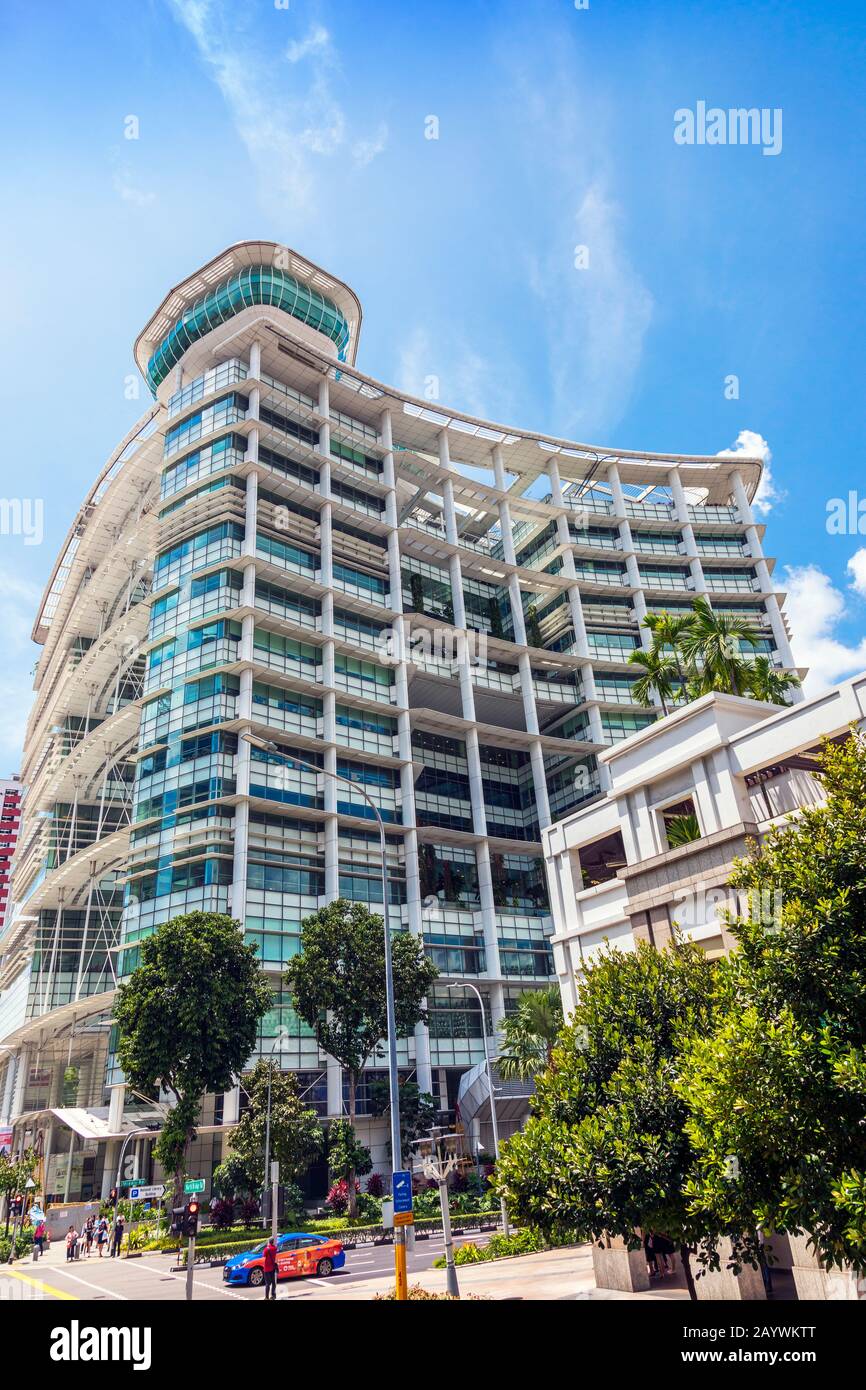 Construction de la Bibliothèque nationale de Singapour, Singapour, Asie, a ouvert ses portes en 2005 et a été conçu par L'architecte KEN Yeang Banque D'Images