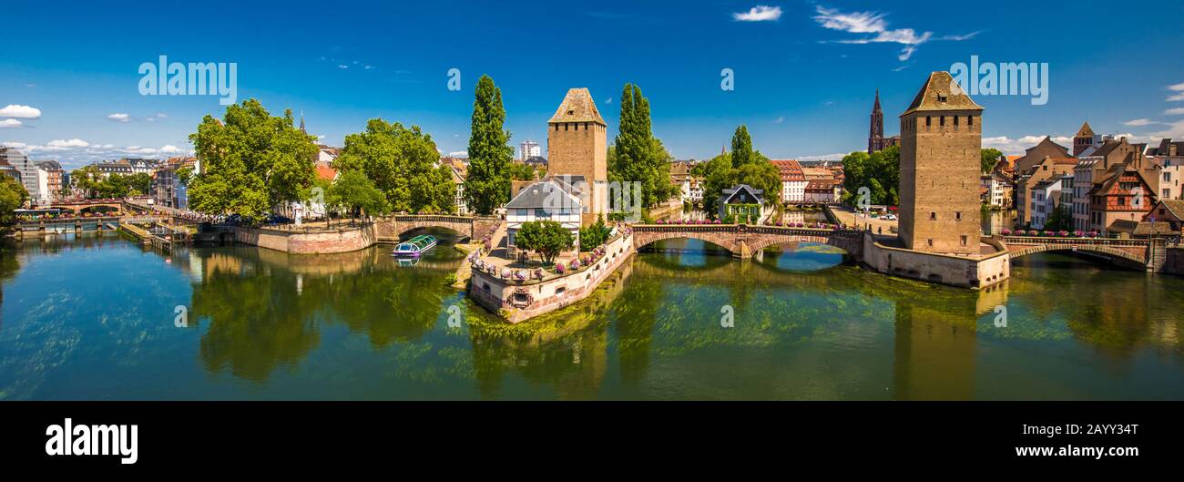 Pont Médiéval Ponts Couverts, Barrage Vauban, Strasbourg, Alsase, France Banque D'Images