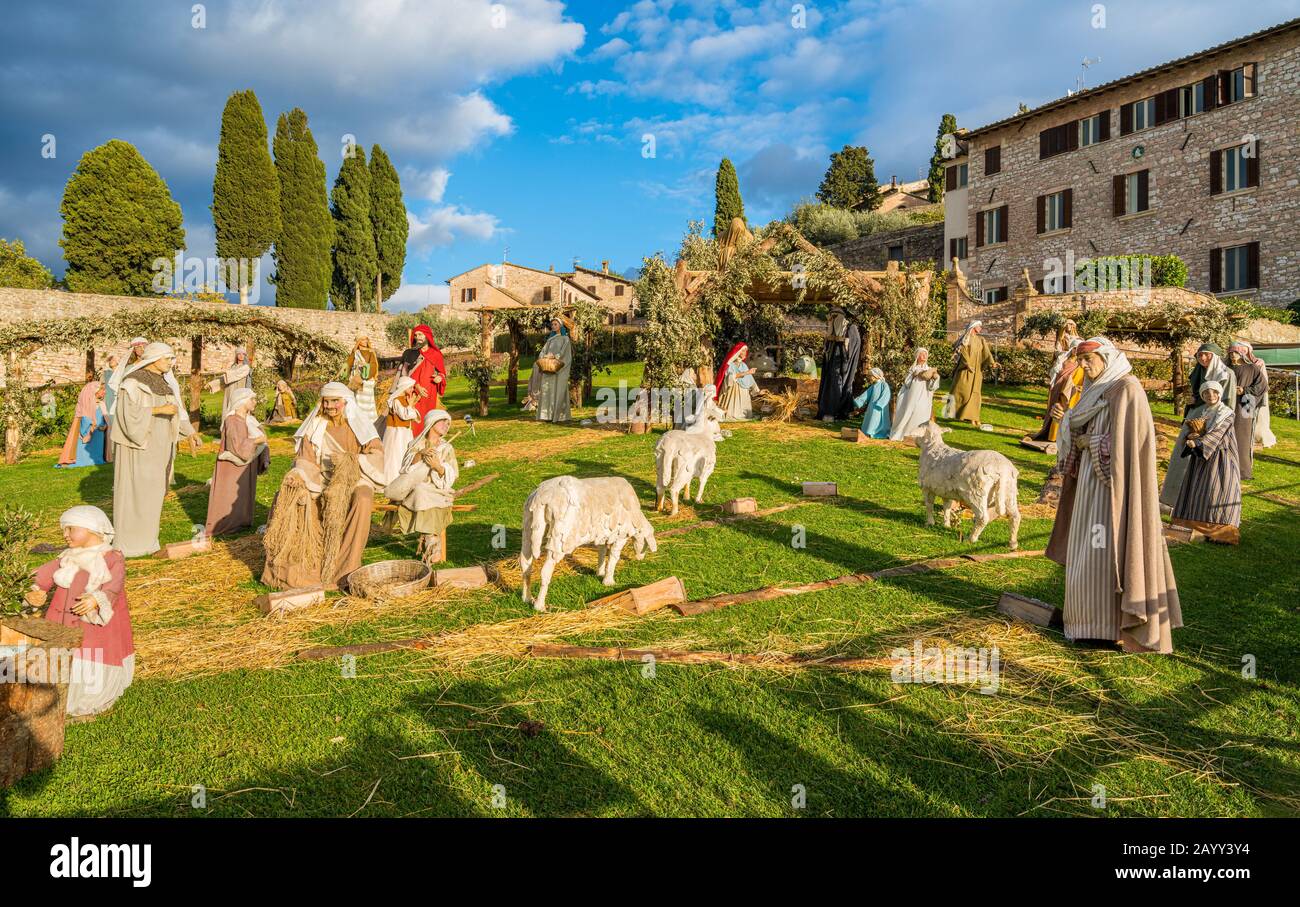 Noël à Assise, basilique Saint François avec lit de Noël. Province De Pérouse, Ombrie, Italie. Banque D'Images