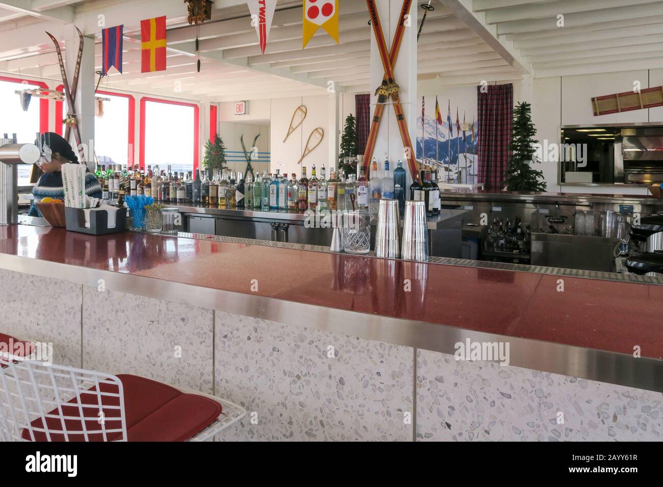 Le Chalet Du restaurant sur Le Thème De la station de ski Sur Le Toit de l'hôtel TWA à l'aéroport John F. Kennedy à New York City, États-Unis Banque D'Images