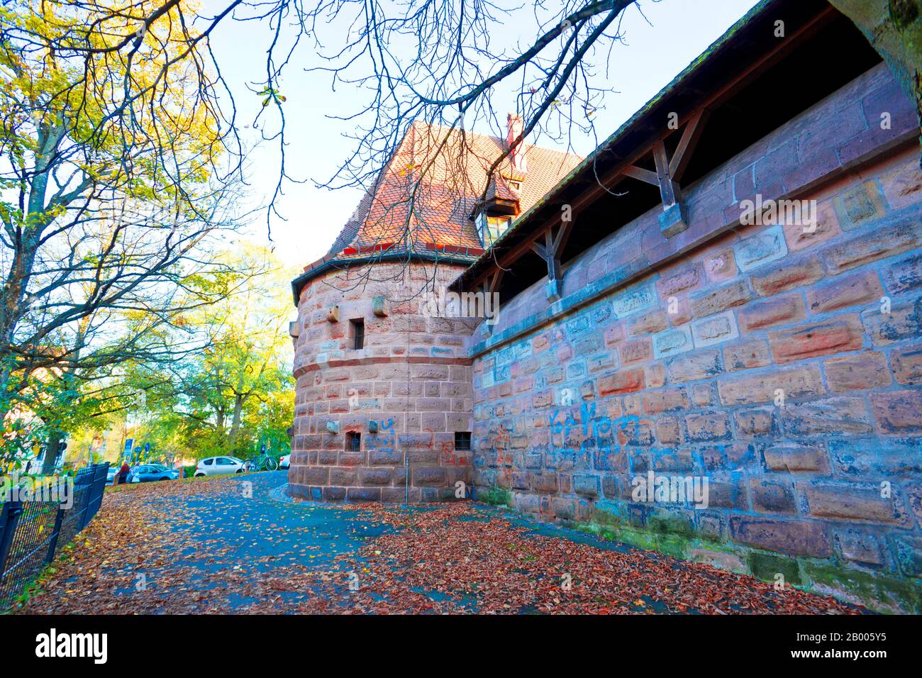 Vieille ville de Nuremberg aux couleurs de l'automne. Sites Touristiques De La Bavière, Allemagne. Banque D'Images