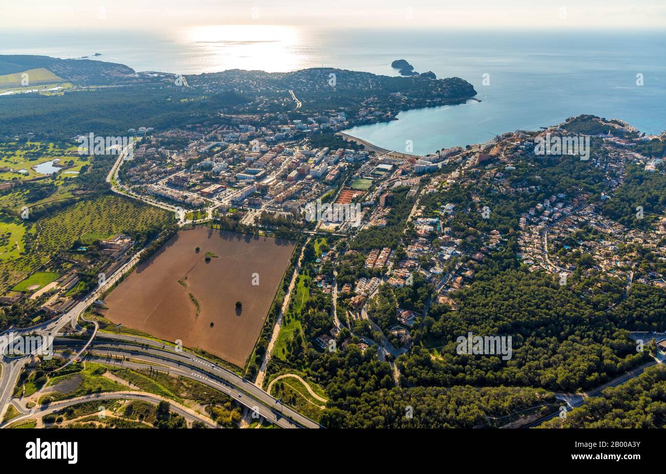 Vue aérienne, Playa Santa Ponsa, vue sur Santa Ponsa, rétroéclairé, Calvià, Majorque, Espagne, Europe, Iles Baléares, baie, ES, Es Malgrats, Espana, lointaine Banque D'Images