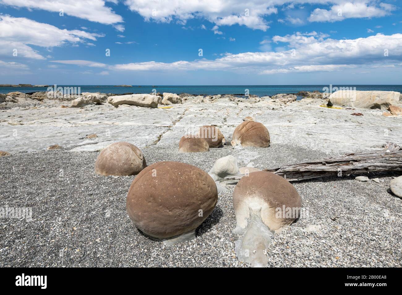 Boulders de quartier, balles rondes en pierre, quartier, district de Marlborough, île du Sud, Nouvelle-Zélande Banque D'Images