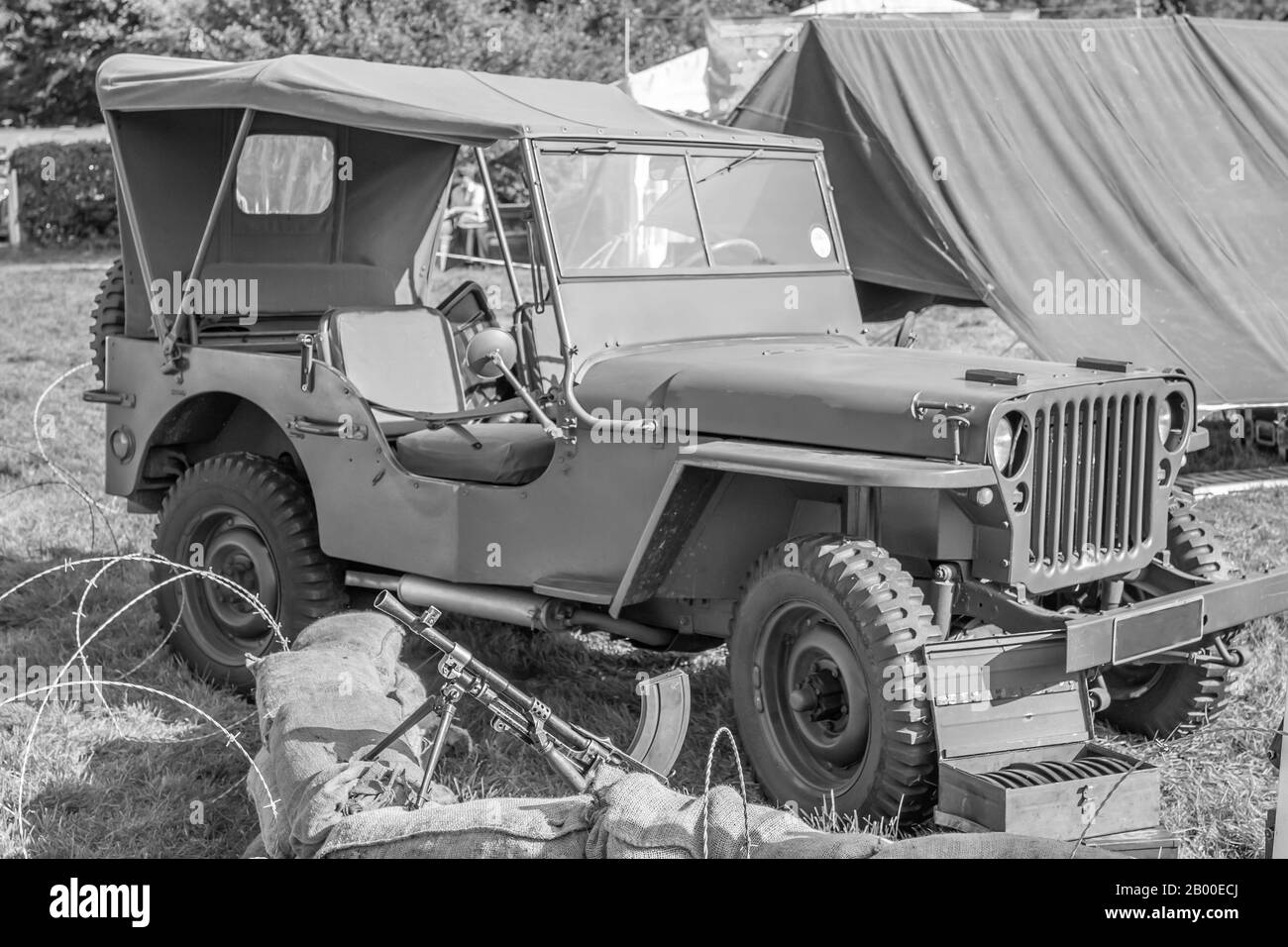 5 gros plan d'une jeep militaire verte tout-terrain d'abord fabriquée et utilisée dans les dix-neuf forties Banque D'Images