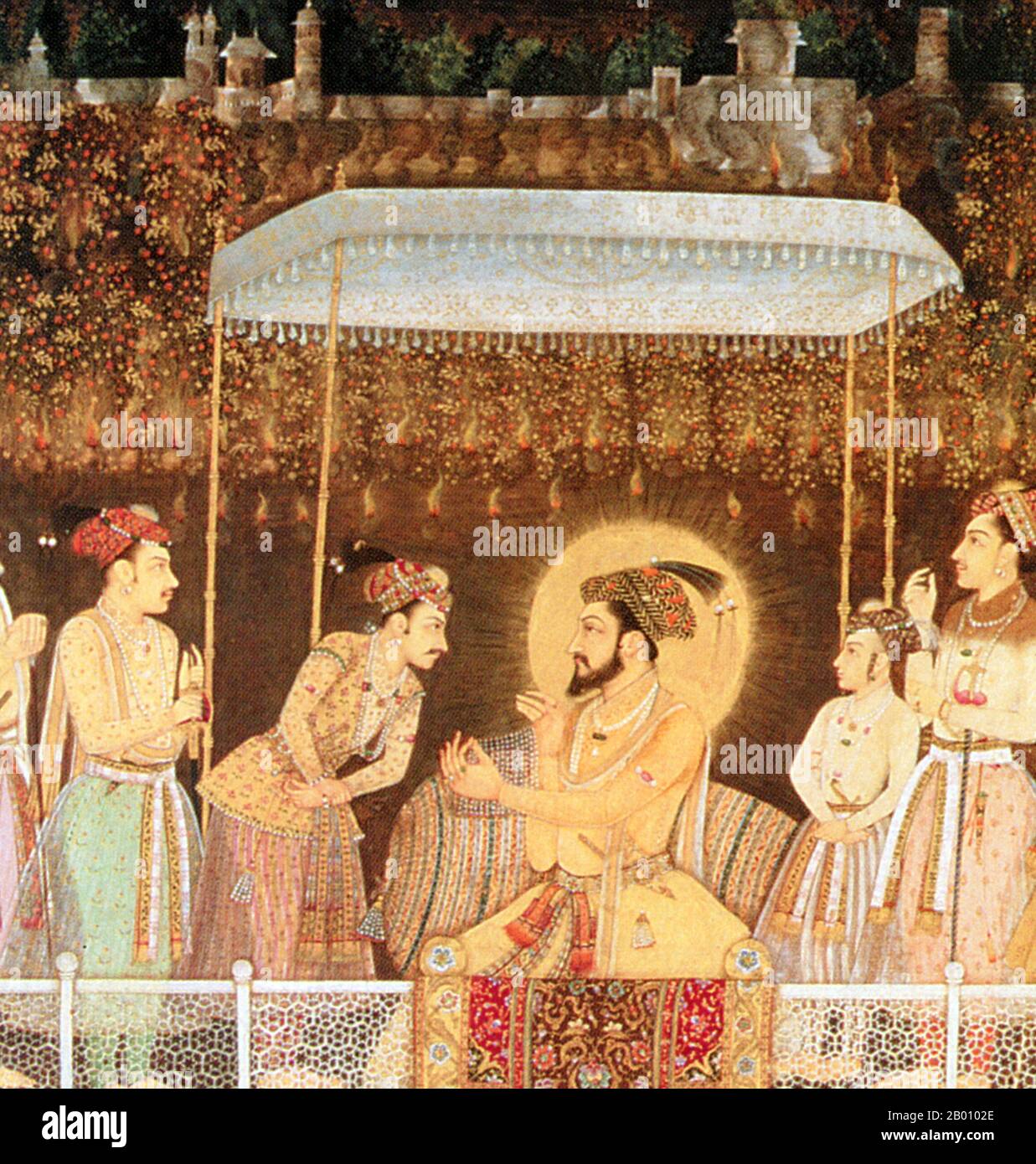 Inde: Au cours d'une cérémonie illuminée par des torches et des feux d'artifice, Shah Jahan présente à son fils Aurangzeb un «ehra», un voile d'époux incrusté de perles, de rubis et d'émeraudes, le jour de son mariage. Peinture de Bhola (XVIIe siècle), c. 1656-1657. Shahab-ud-din Muhammad Khuram Shah Jahan I (1592–1666), ou Shah Jahan, du sens perse «roi du monde», était le cinquième dirigeant moghol en Inde et un favori de son grand-père légendaire Akbar le Grand. Il est surtout connu pour avoir commandé la Phadshahnamah comme chronique de son règne, et pour la construction du Taj Mahal. Banque D'Images