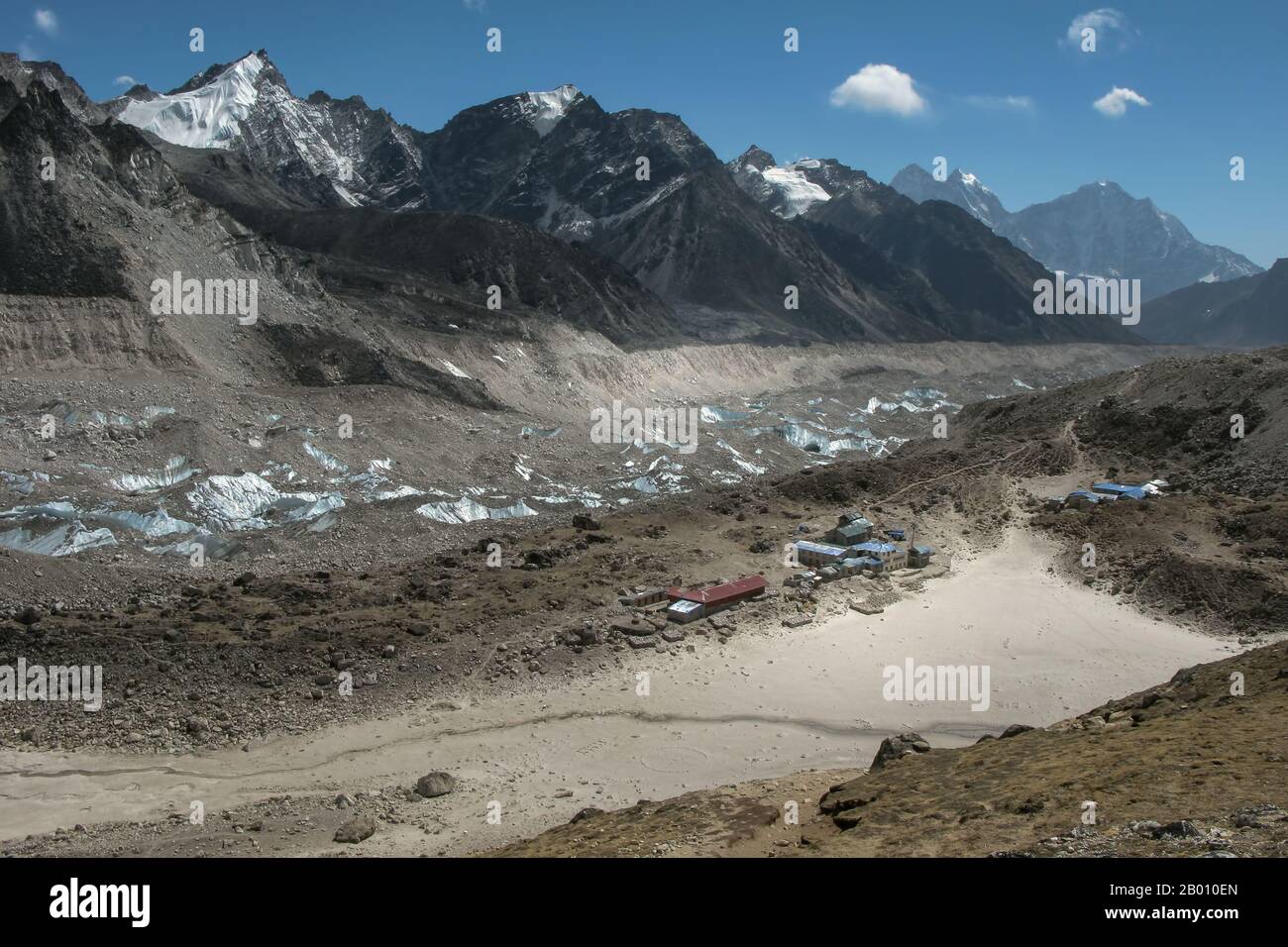 Village de Dingboche sur Everest trek Banque D'Images Village de Dingboche sur Everest trek Banque D'Images