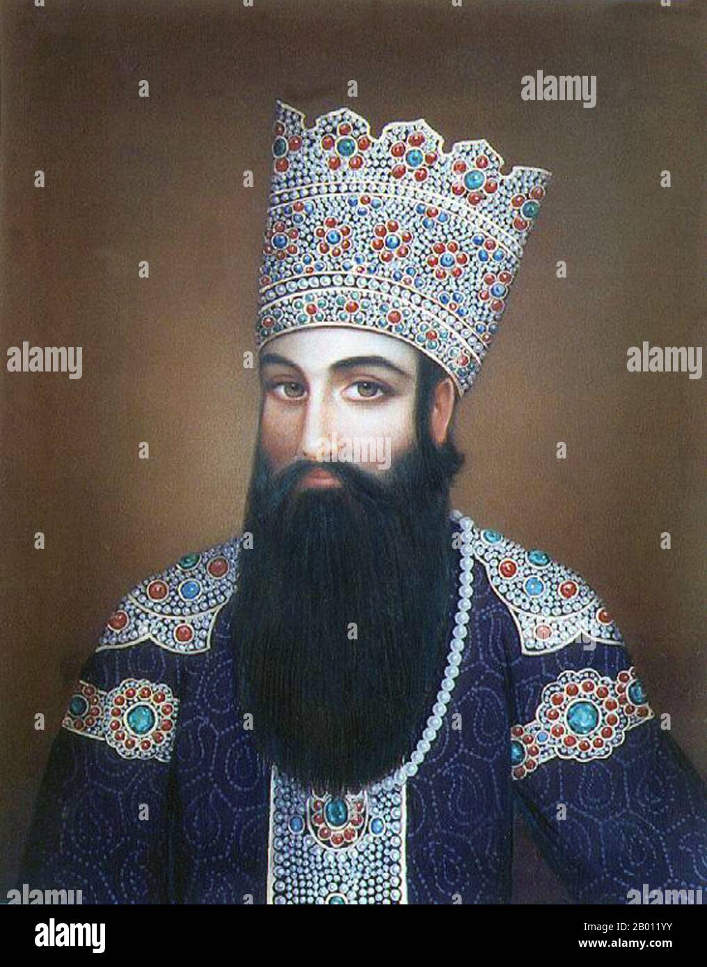 Iran : Mohammad Ali Mirza Dowlatshah (1789-1821), 19e siècle. Mohammad Ali Mirza Dowlatshah (1789-1821) était un prince perse célèbre de la dynastie Qentra. Il est également le progéniteur de la famille Dowlatshahi de Perse. Il est né à Mazandaran, une province Caspienne du nord de l'Iran. Il était le premier fils du Fath Ali Shah, le deuxième roi qentra de Perse et Ziba Chehr Khanoum, une noble femme géorgienne. Il était aussi le frère aîné d'Abbas Mirza. Dowlatshah était gouverneur de Fars à l'âge de 9 ans; Qazvin et Gilan à l'âge de 11 ans; Khuzestan et Lorestan à l'âge de 16 ans; et Kermanshah à l'âge de 19 ans. Banque D'Images