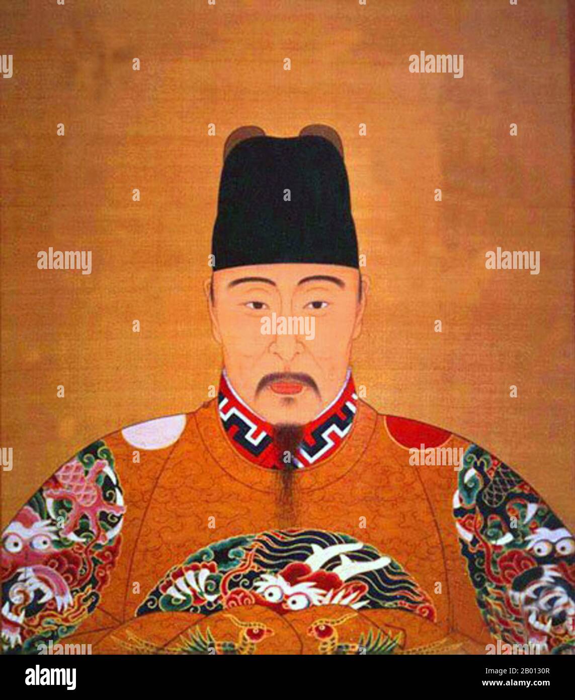 Chine : empereur Jiajing (16 septembre 1507 - 23 janvier 1567), 12e dirigeant de la dynastie Ming (r. 1521-1567). Décoration de voluet suspendue, XVIe-XVIIe siècle. L'empereur du Jiajing (1507-1567), nom personnel Zhu Houcong et nom de temple Shizong, était le 12e empereur de la dynastie Ming. Son nom d'époque signifie « une tranquillité admirable ». Après 45 ans sur le trône (le deuxième plus long règne de la dynastie Ming), l'empereur Jiajing mourut en 1567 – peut-être en raison d'une overdose de mercure – et fut remplacé par son fils, l'empereur Longqing. Banque D'Images