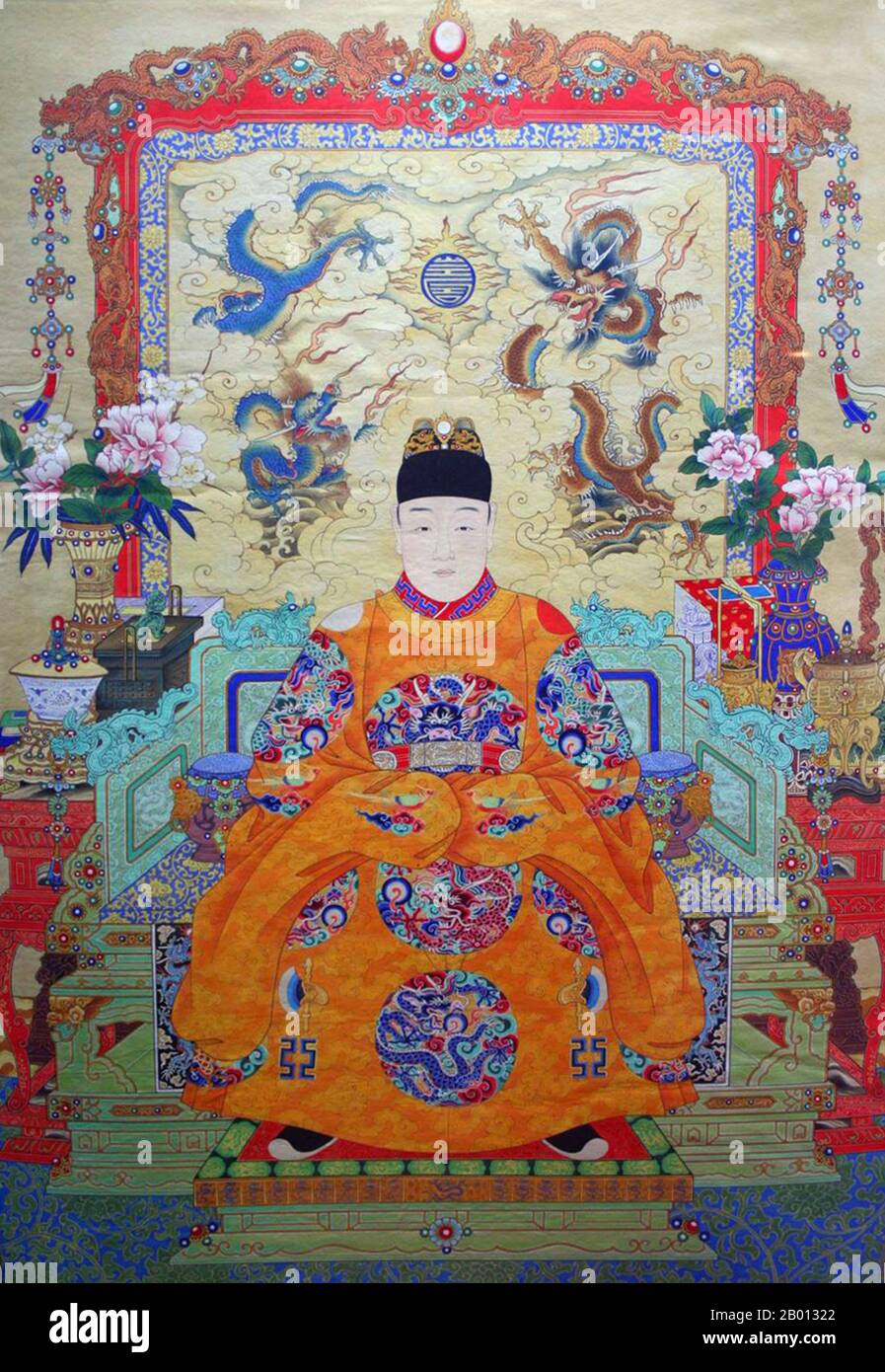 Chine : empereur Chongqing (6 février 1611 - 25 avril 1644), 17e dirigeant de la dynastie Ming (r. 1627-1644). La peinture suspendue en rouleau, XVIIe siècle., l'empereur de Chainzhen (1611-1644), le nom personnel Zhu Youjian et le nom du temple Sizong, était le dernier empereur de la dynastie Ming. Son nom d'époque signifiait « honorable et heureux ». Le déclin du Ming s'est intensifié pendant le règne de Chongqing. Des soulèvements populaires ont éclaté dans toute la Chine, avec un soulèvement mené par Li Zicheng qui a entraîné l'effondrement de la dynastie Ming et l'empereur qui a fait tomber une grande partie de sa famille avant de se suspendre sur un arbre à Jingshan Hill. Banque D'Images