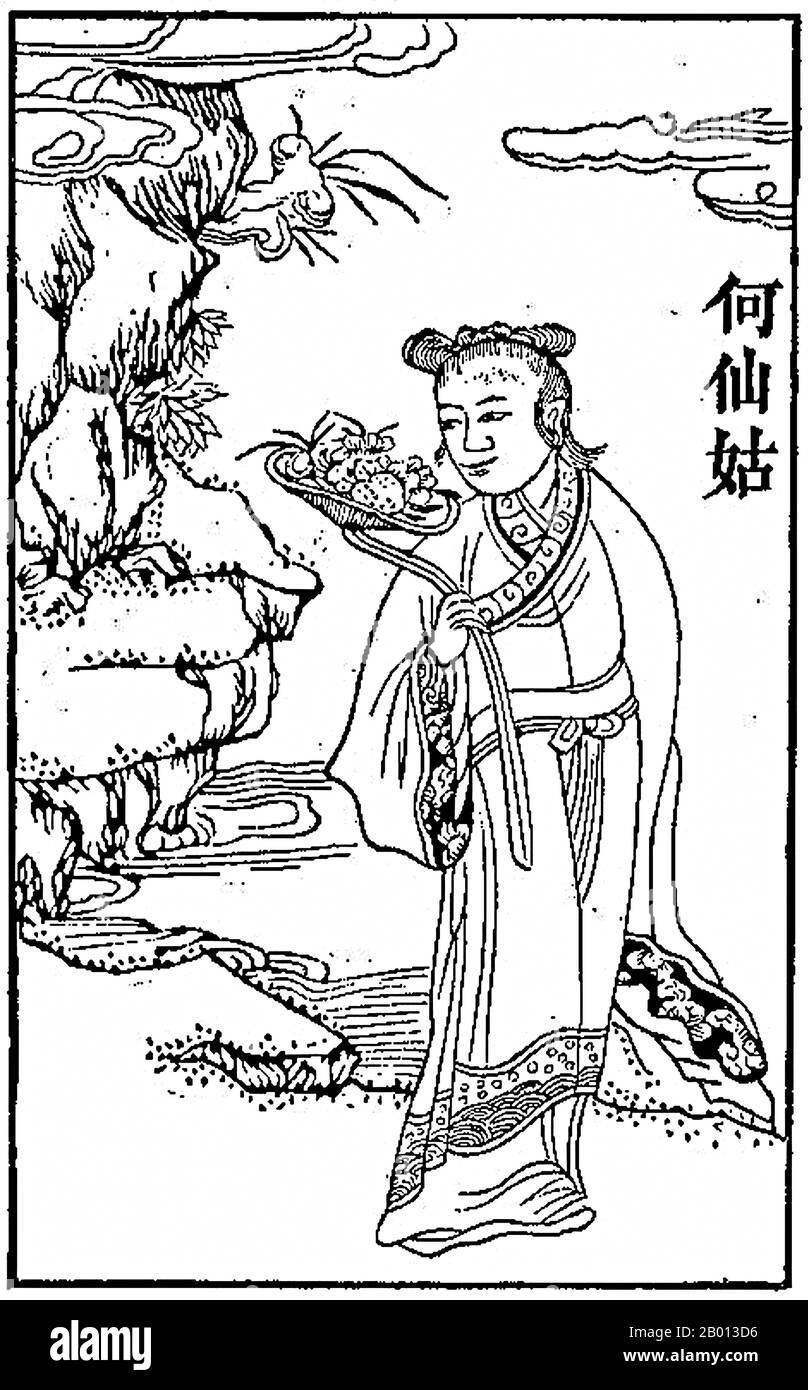 Chine : He Xiangu, un des "huit Immortels" daoïstes. Nommée il Qiong ou 'Immortal femme lui, elle est la seule déité féminine parmi les huit Immortals. Illustration, c. 1916. Les huit Immortels (Chinois: Baxian; Pa-hsien) sont un groupe de légendaire 'xian' (immortels; transcendants; fées) dans la mythologie chinoise. La puissance de chaque Immortel peut donner la vie ou détruire le mal. La plupart d'entre eux seraient nés dans la dynastie Tang ou Song. Ils sont révérés dans le Daoisme (taoïsme) et sont aussi un élément populaire dans la culture chinoise laïque. Banque D'Images