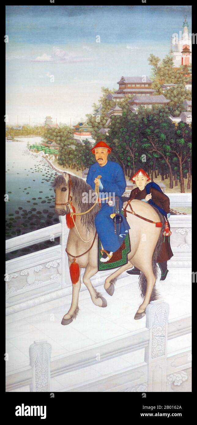 Chine : l'empereur Qianlong (25 septembre 1711 - 7 février 1799), sur un pont à Pékin. Peinture à spirale suspendue, fin 1700. L'empereur Qianlong (25 septembre 1711 - 7 février 1799), né Hongli et temple du nom de Gaozong, était le cinquième empereur de la dynastie Qing. Quatrième fils de l'empereur Yongzheng, il régna officiellement de 1735 à 1796, avant de s'abdiquer en faveur de son fils, l'empereur Jiaqing - un acte filial pour ne pas gouverner plus longtemps que son grand-père, l'empereur Kangxi. Malgré sa retraite, il a conservé le pouvoir ultime jusqu'à sa mort. Banque D'Images