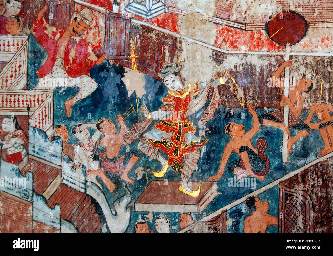 Thaïlande: Danseuse, peintures murales du sud, Wat Buak Khrok Luang, Chiang Mai. Wat Buak Khrok Luang, situé à Ban Buak Khrok Luang Moo 1, Chiang Mai – Sankamphaeng Road, Chiang Mai, est un petit temple bouddhiste typiquement thaïlandais du nord. Il aurait été fondé au 15th siècle à l'époque du Royaume indépendant de Lanna (1292-1558), et a été largement restauré pendant le règne de Chao Kaew Naowarat (r.1911-1939), le dernier roi de Chiang Mai. Le temple est surtout remarquable pour son principal viharn, qui est purement Lanna en inspiration. Banque D'Images