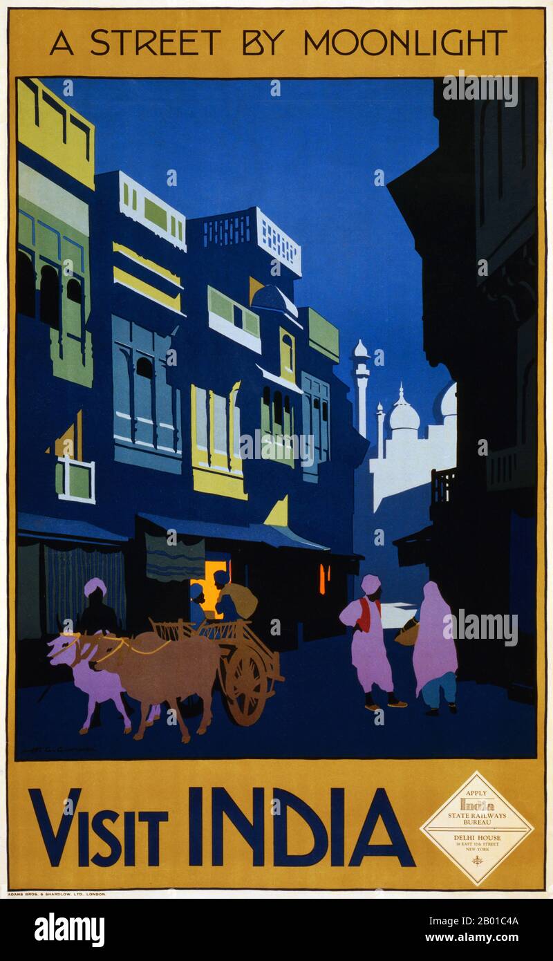 Inde: 'A Street by Moonlight - Visit India'. Affiche publicitaire du chemin de fer d'État de l'Inde par Henry George Gawthorn (1878-1941), c. 1920. Affiche des premiers arts publiée par les chemins de fer de l'État de l'Inde annonçant le voyage et le tourisme en Inde. Banque D'Images