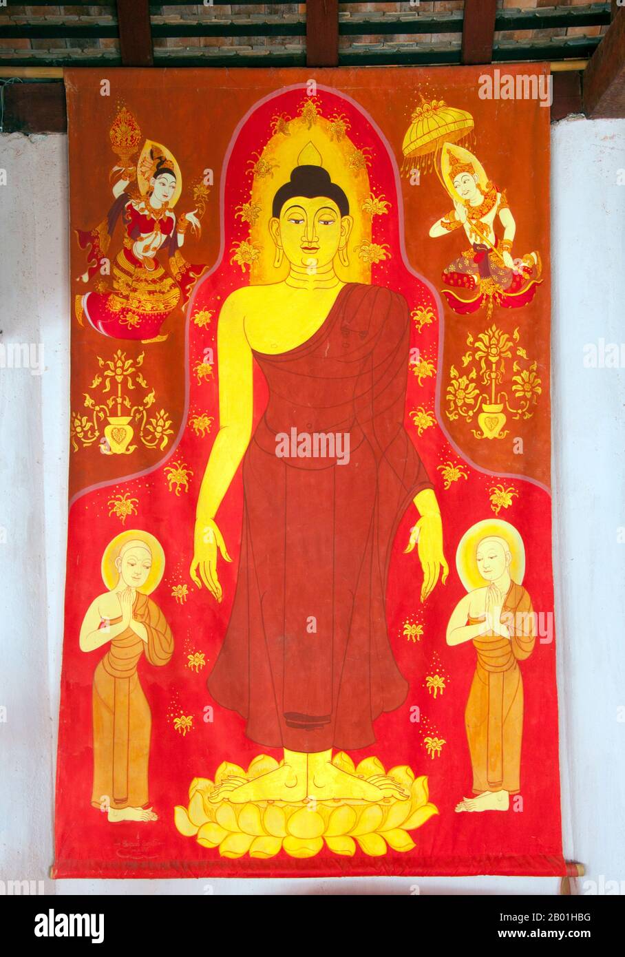Thaïlande : une bannière représentant le Bouddha à l'intérieur du viharn, Wat Lai Hin, province de Lampang. Wat Lai Hin Kaew Chang Yuan (Temple de l'éléphant debout avec l'épaule de pierre) a été construit à l'origine en 1683. Banque D'Images