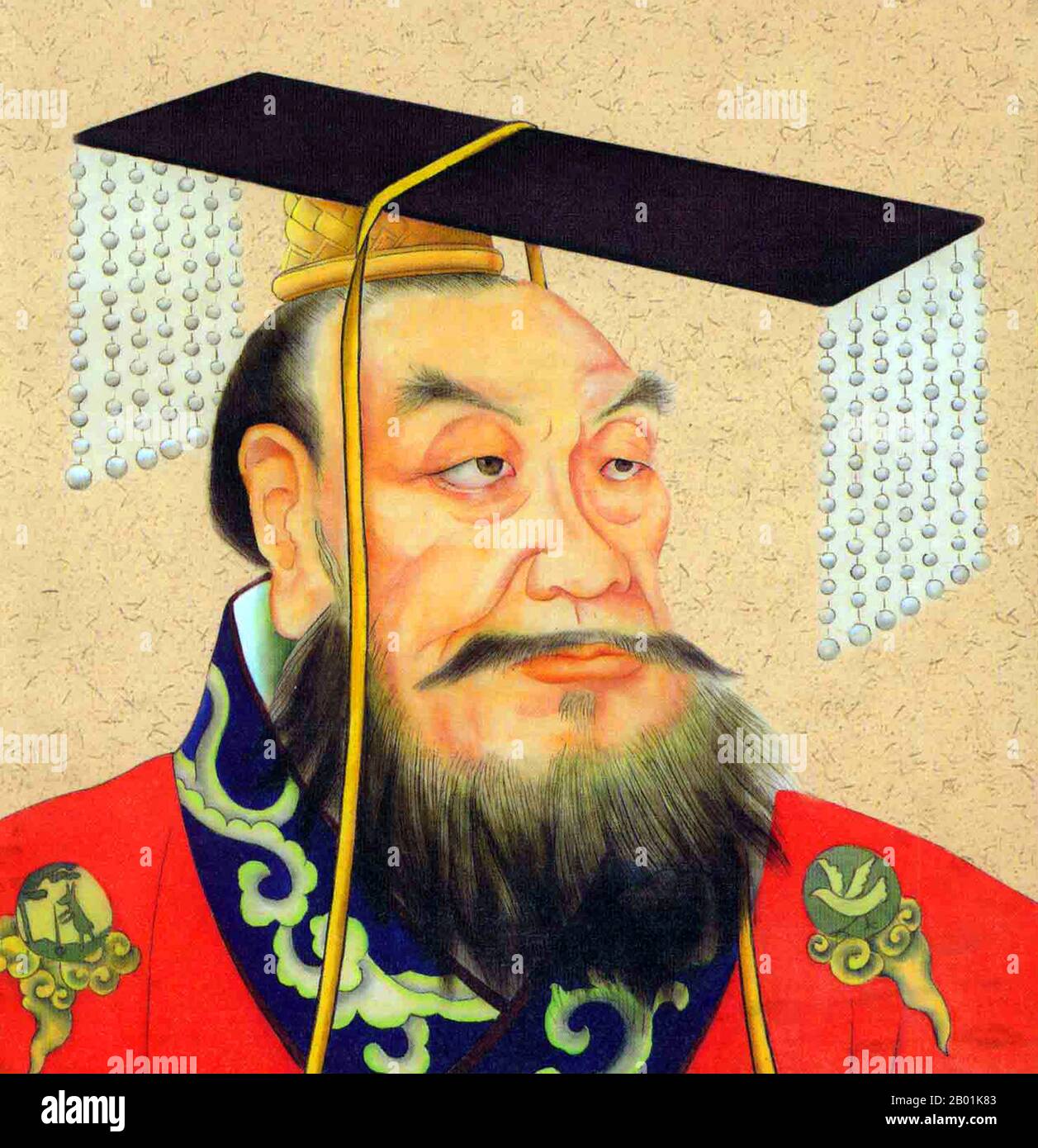 Chine : Qin Shu Huang / Qin Shi Huangdi (259-210 av. J.-C.), Premier empereur d'une Chine unifiée. Portrait à rouleau suspendu, c. 19e siècle. Qin Shi Huang, nom personnel Ying Zheng, était roi de l'État chinois de Qin de 246 à 221 av. J.-C. pendant la période des États combattants. Il devint le premier empereur d'une Chine unifiée en 221 av. J.-C., et régna jusqu'à sa mort en 210 av. J.-C. à l'âge de 49 ans. Se faisant appeler « Premier empereur » après l'unification de la Chine, Qin Shi Huang est une figure centrale de l'histoire chinoise, inaugurant près de deux millénaires de domination impériale. Banque D'Images