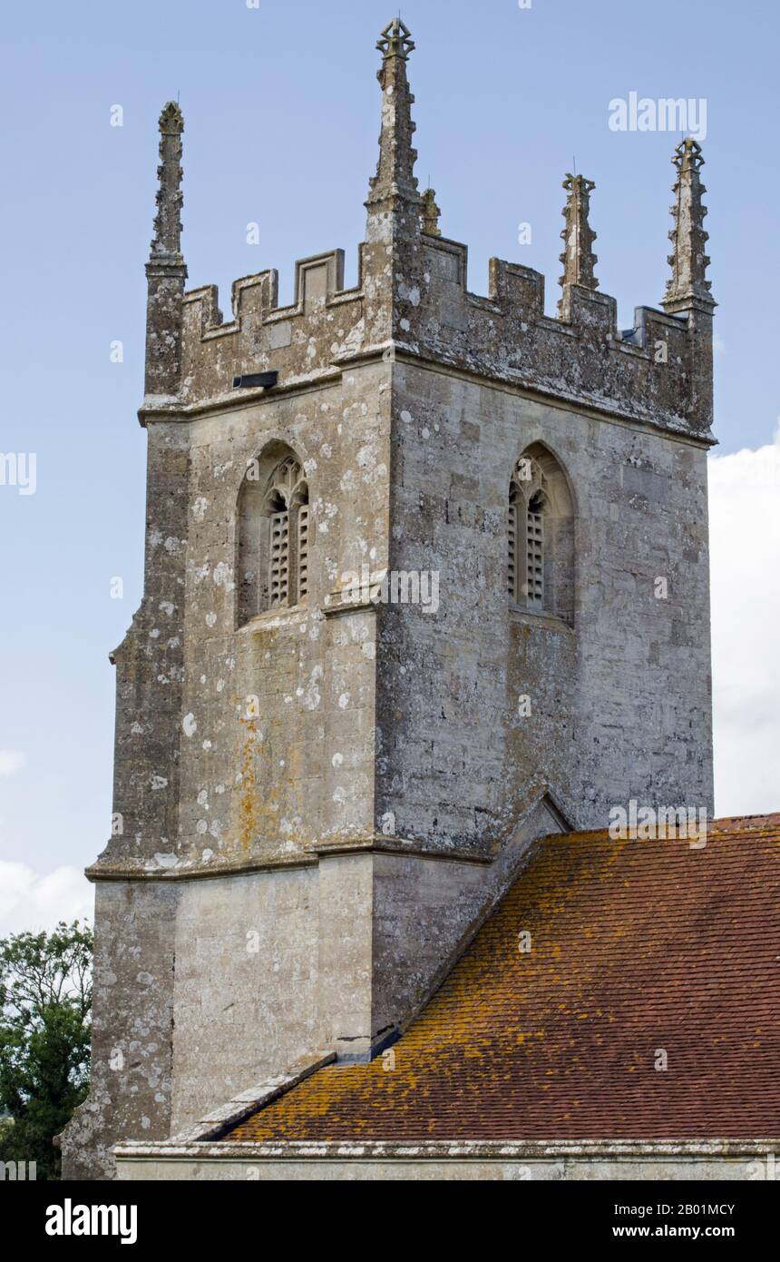 Tour de l'église de Saint Giles dans le village d'Imber sur la plaine de Salisbury, Wiltshire. Banque D'Images