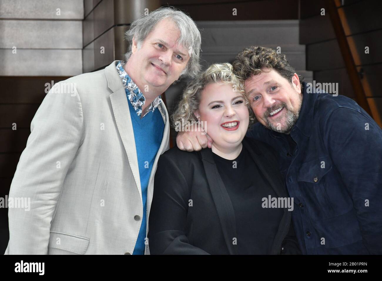 Photocall: 'Coiffure de la comédie musicale' avec Paul Merton, Lizzie Bea, Michael ball au Boulevard Theatre, 18 février 2020, Londres, Royaume-Uni. Banque D'Images