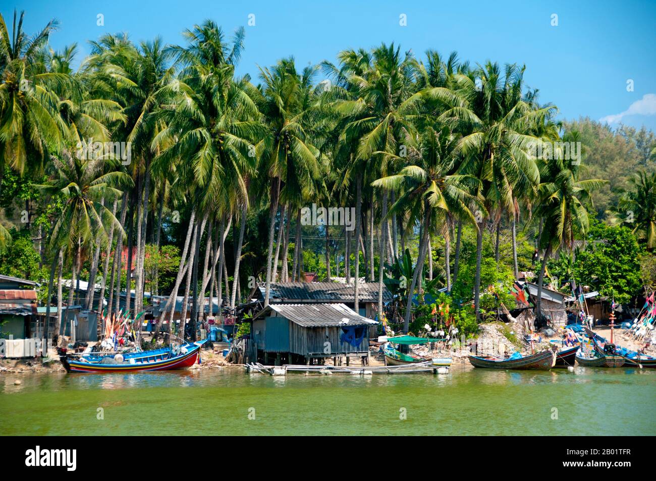 Le petit centre de Saiburi est la capitale du district de Saiburi, situé à environ 94 km au sud-est de Pattani dans le sud de la Thaïlande. Il est également appelé Selindung Bayu ou «abri éolien» par la population locale de pêcheurs musulmans malais et est peut-être le port de pêche le plus important à l'extérieur de Pattani lui-même dans la province de Pattani. Banque D'Images