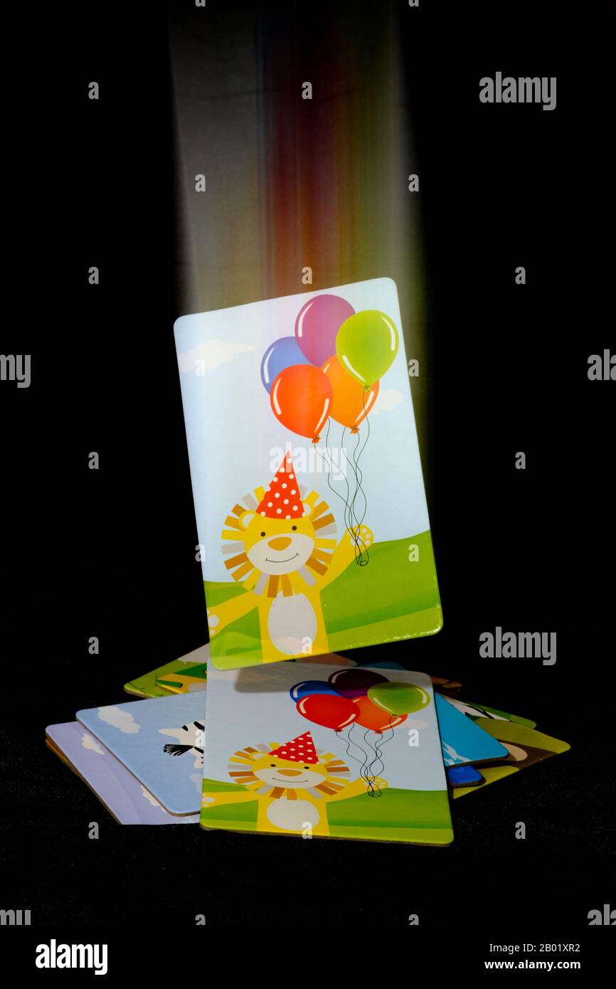 Jeu d'enfant de snap avec paires assorties Banque D'Images