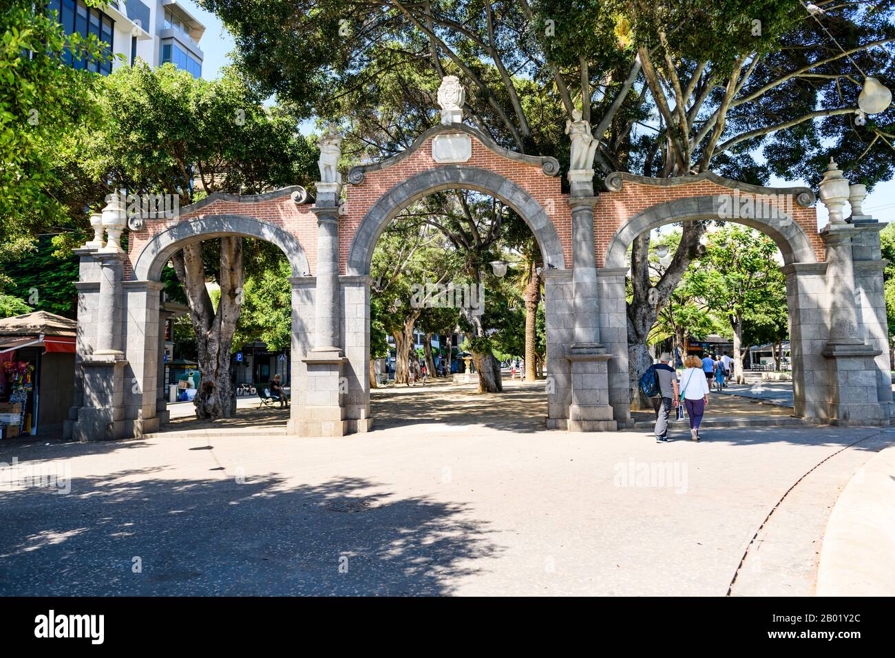 09.16.2018 Tenerife, Iles Canaries. Entrée au parc Alameda del Duque de Santa Elena Santa Cruz de Tenerife Banque D'Images