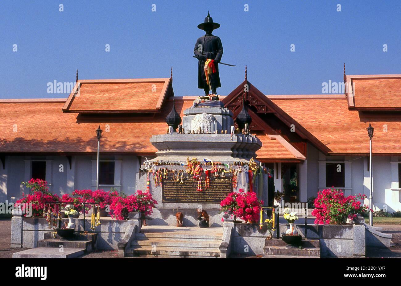 Chiang Mai devint officiellement partie de Siam en 1774 par un accord avec Chao Kavila, après que le roi thaïlandais Taksin a aidé à chasser les Birmans. Chiang Mai a ensuite augmenté lentement en importance culturelle, commerciale et économique pour son statut actuel de capitale non officielle du nord de la Thaïlande, deuxième en importance seulement pour Bangkok. Banque D'Images