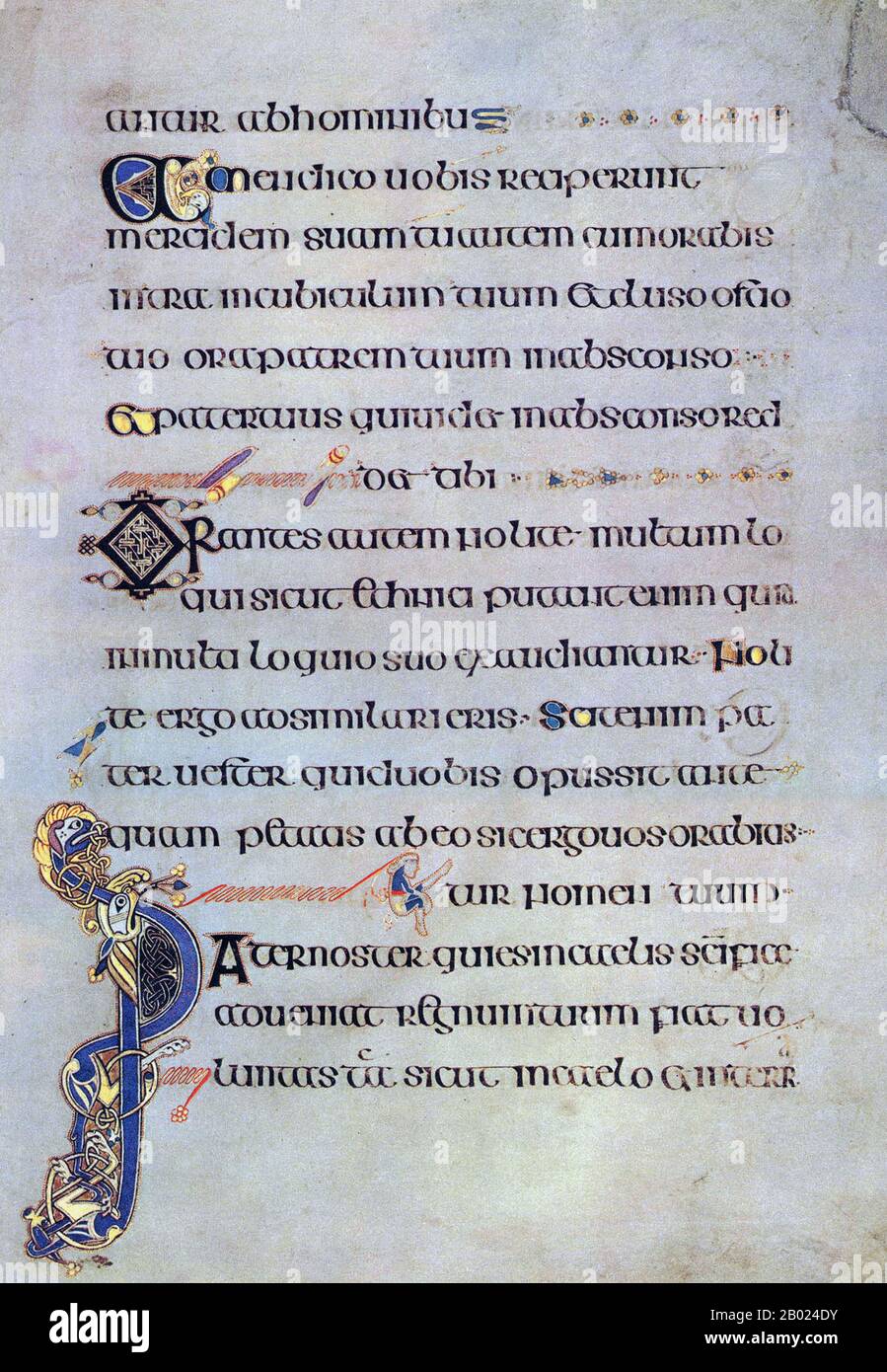 Irlande/Écosse : le Livre de Kells, c. 800 EC. Matthieu 23 :12-15. Folio 99, verso. Le Livre de Kells (en irlandais : Leabhar Cheanannais) (Dublin, Trinity College Library, MS A. I. (58), parfois connu sous le nom de Livre de Columba) est un livre de l'Évangile manuscrit enluminé en latin, contenant les quatre Évangiles du Nouveau Testament ainsi que divers textes et tableaux du Préfatoire. Il a été créé par des moines celtiques vers 800 ou un peu plus tôt. Le texte des Évangiles est largement tiré de la Vulgate, bien qu'il comprenne également plusieurs passages tirés de versions antérieures de la Bible connues sous le nom de Vetus Latina. Banque D'Images