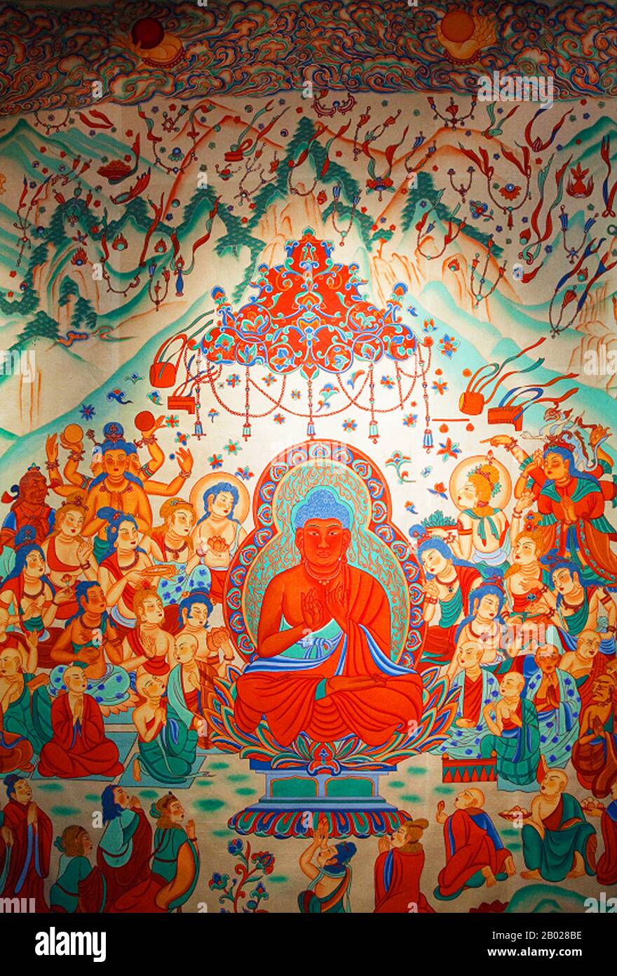 Chine : peinture murale de Bouddha Amitabha, grottes de Mogao, Dunhuang, IXe siècle de notre ère. Les grottes de Mogao, ou grottes de Mogao (chinois : mò gāo kū), également connues sous le nom de grottes des mille Bouddhas et grottes de Dunhuang, forment un système de 492 temples à 25 km (15,5 miles) au sud-est du centre de Dunhuang, une oasis stratégiquement située à un carrefour religieux et culturel sur la route de la soie, dans la province de Gansu, en Chine. Les grottes contiennent quelques-uns des plus beaux exemples de l'art bouddhiste couvrant une période de 1 000 ans. Les premières grottes ont été creusées en 366 EC comme lieux de méditation et de culte bouddhistes. Banque D'Images