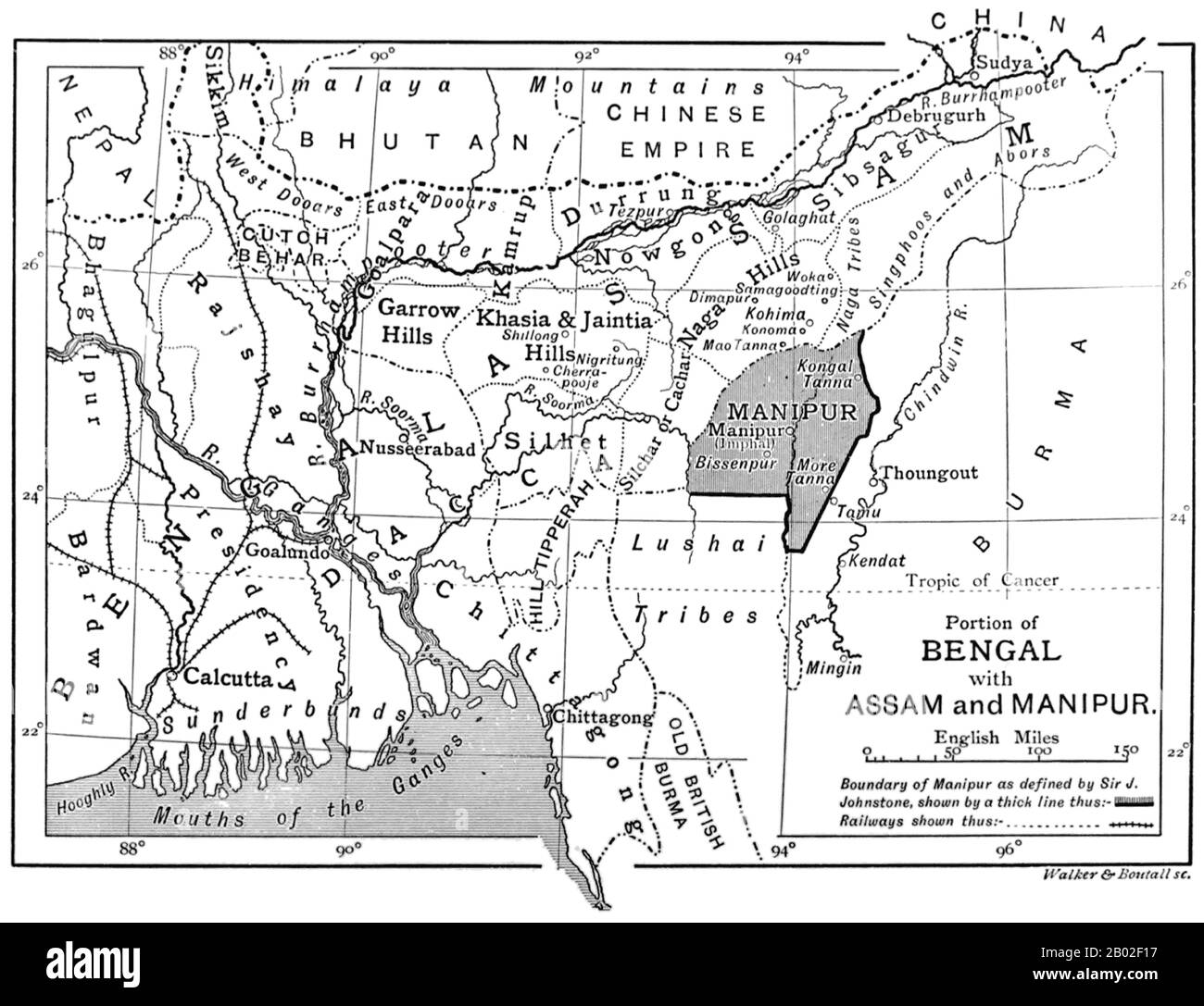 Manipur est un état dans le nord-est de l'Inde, avec la ville d'Imphal comme capitale. Parmi ses habitants figurent le Meetei, le Pangal (musulmans), le Bichnupriya Manipuri, le Naga et le Kuki qui parlent différentes langues des branches de la famille Tibeto-Burman. L'État est délimité par Nagaland au nord, Mizoram au sud et Assam à l'ouest; la Birmanie se trouve à l'est. Il couvre une superficie de 22 327 kilomètres carrés (8 621 mi carrés). Banque D'Images