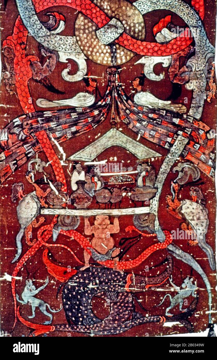 Xin Zhui (mort 163 BCE), également connue sous le nom de Lady Dai ou Marquise de Dai, était la femme de Li Cang, le Marquis de Dai, pendant la dynastie Han (206 BCE – 220 ce). Elle a gagné la célébrité plus de 2 000 ans après sa mort, quand sa tombe a été découverte à l'intérieur d'une colline connue sous le nom de Mawangdui, à Changsha, Hunan, Chine. Après l'ouverture de la tombe, les travailleurs ont découvert que ses restes exceptionnellement préservés se côtoient à des centaines d'objets et de documents précieux. Son corps et ses biens sont actuellement sous le soin du Musée provincial Hunan, qui a permis des expositions internationales occasionnelles. Banque D'Images