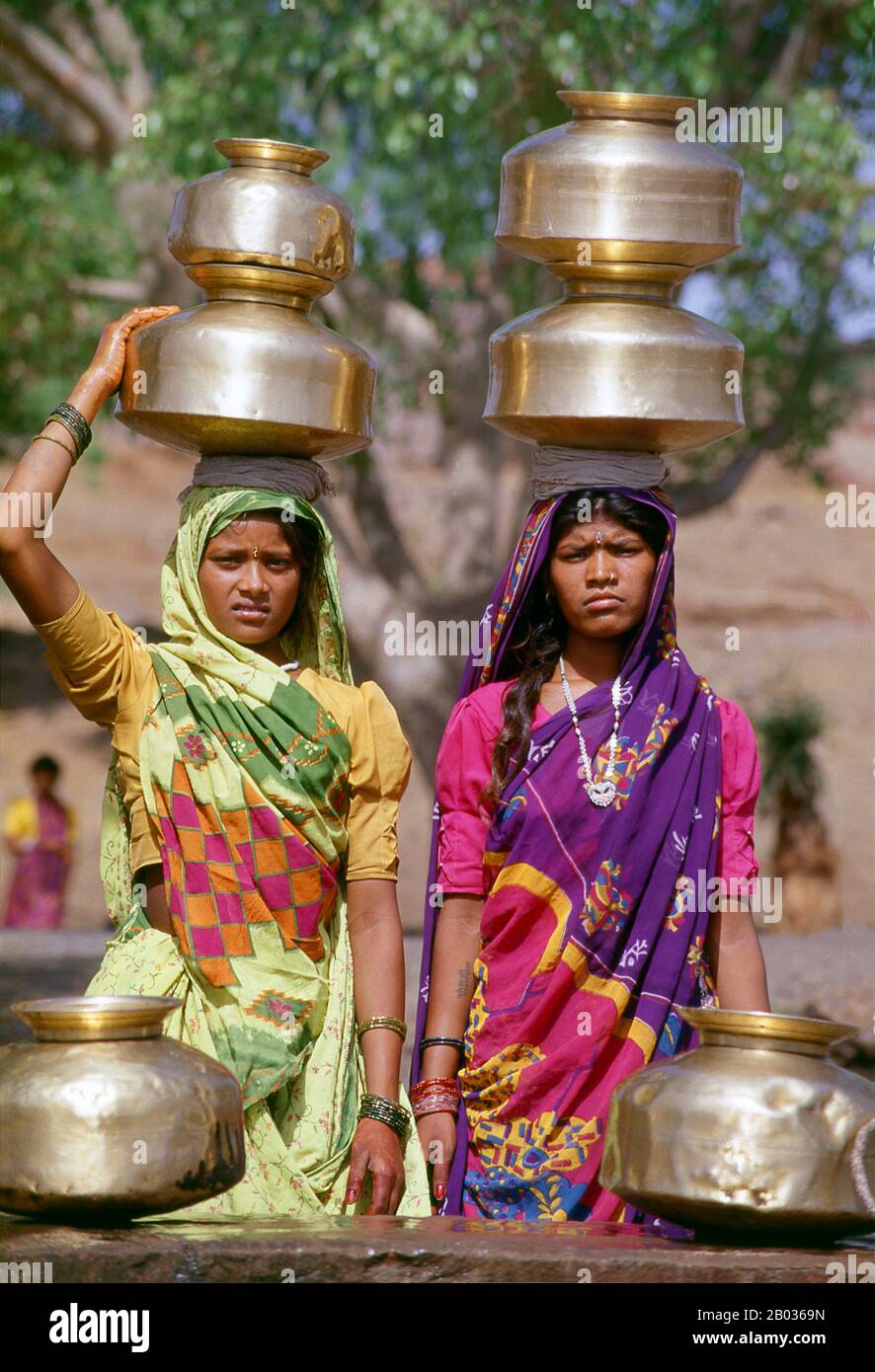 Madhya Pradesh (c'est-à-dire la province centrale) est un État du centre de l'Inde. Sa capitale est Bhopal et la plus grande ville est Indore. Surnommé le « coeur de l'Inde » en raison de sa situation géographique en Inde, Madhya Pradesh est le deuxième plus grand État du pays par région. Avec plus de 75 millions d'habitants, c'est le cinquième État le plus important de l'Inde par population. Banque D'Images