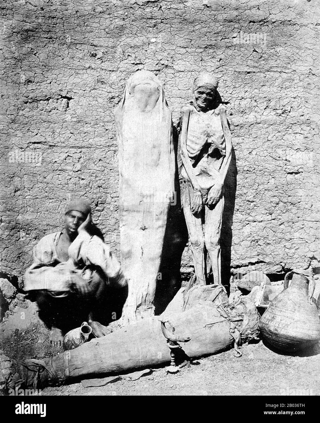 Felix Bonfils (8 mars 1831 – 1885) était photographe et écrivain français actif au Moyen-Orient. Il est né à Saint-Hippolyte-du-fort et est mort à Ales. Felix a travaillé comme relieur mais en 1860 il a rejoint l'expédition du général d'Hautpoul au Levant. Peu après son retour du Liban, il est devenu photographe. La famille s'est déplacée à Beyrouth en 1867, où elle a ouvert un studio photographique appelé 'raison Bonfils'. La Maison Bonfils a produit des milliers de photographies du Moyen-Orient. Ils ont photographié des scènes posées, vêtues de régalia du Moyen-Orient, et aussi des histoires de la Bible. Bon Banque D'Images