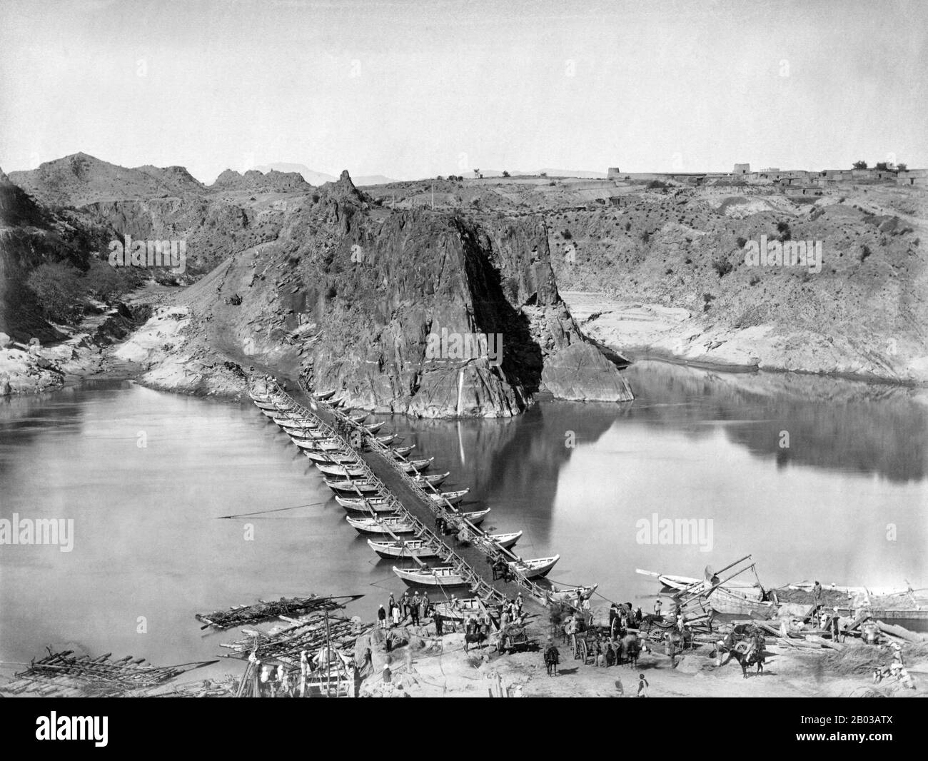 La seconde guerre anglo-afghane a été menée entre le Raj britannique et l'émirat d'Afghanistan de 1878 à 1880. Conséquence du Grand jeu entre la Grande-Bretagne et la Russie, le conflit a été initié par ce dernier qui a envoyé une mission diplomatique non invitée à Kaboul, malgré les voeux et les protestations de Sher Ali Khan, l'Amir d'Afghanistan. Lorsqu'une demande britannique pour sa propre mission diplomatique a été refusée, la seconde guerre anglo-afghane a commencé. Banque D'Images